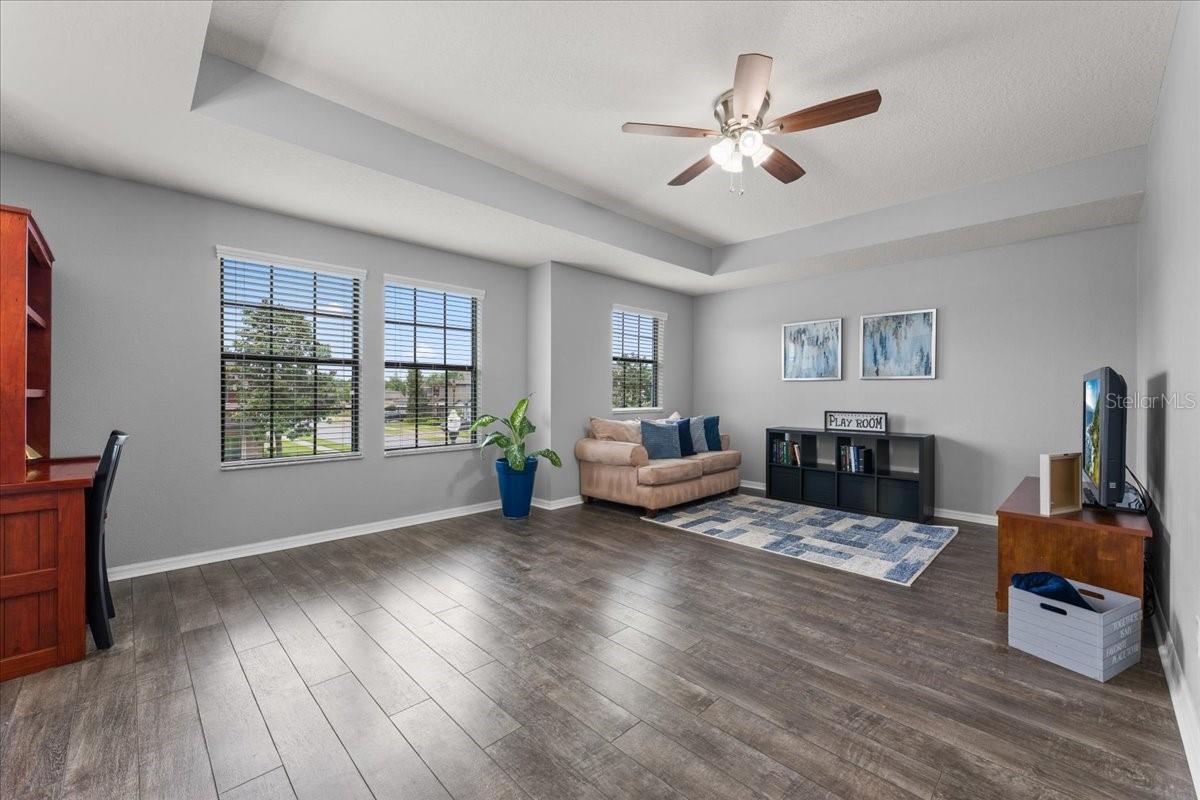 1675 FEATHER GRASS LOOP, LUTZ, FL, 33558