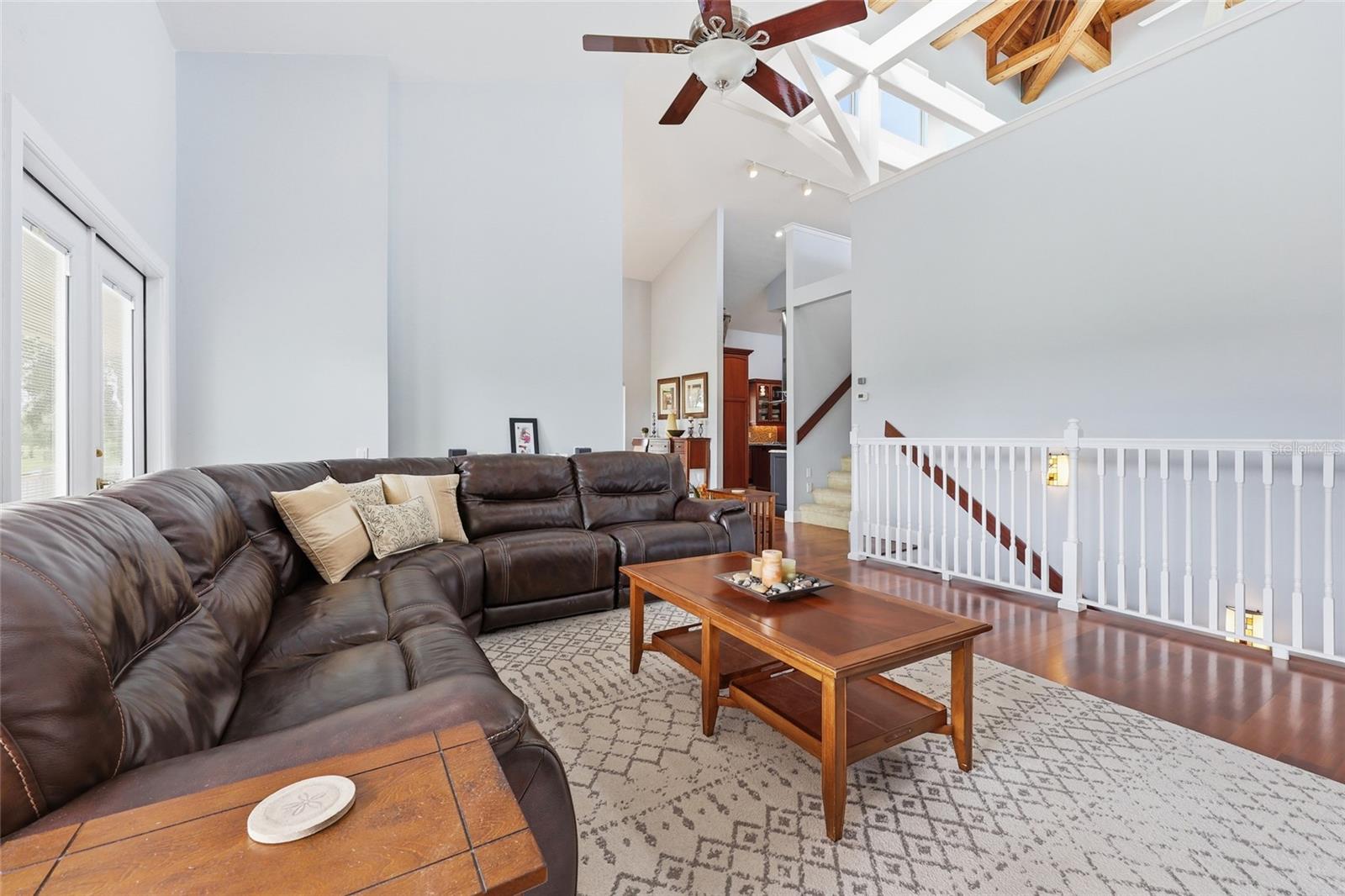 1042 SW WOODLAND AVE, FORT WHITE, FL, 32038