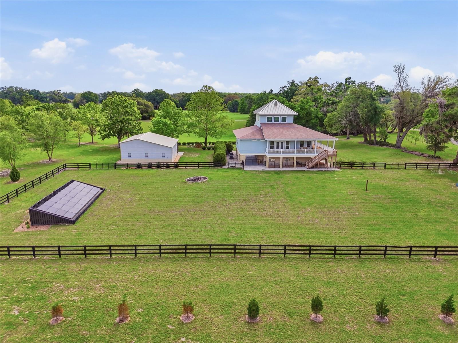 1042 SW WOODLAND AVE, FORT WHITE, FL, 32038