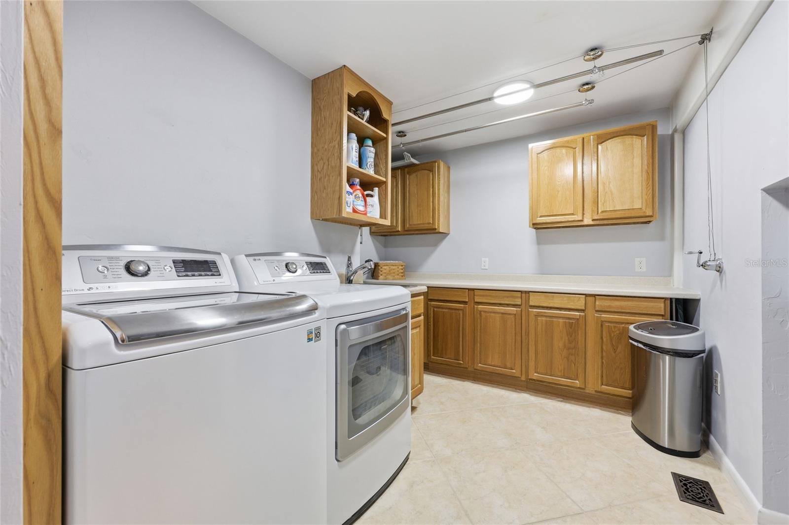 1042 SW WOODLAND AVE, FORT WHITE, FL, 32038