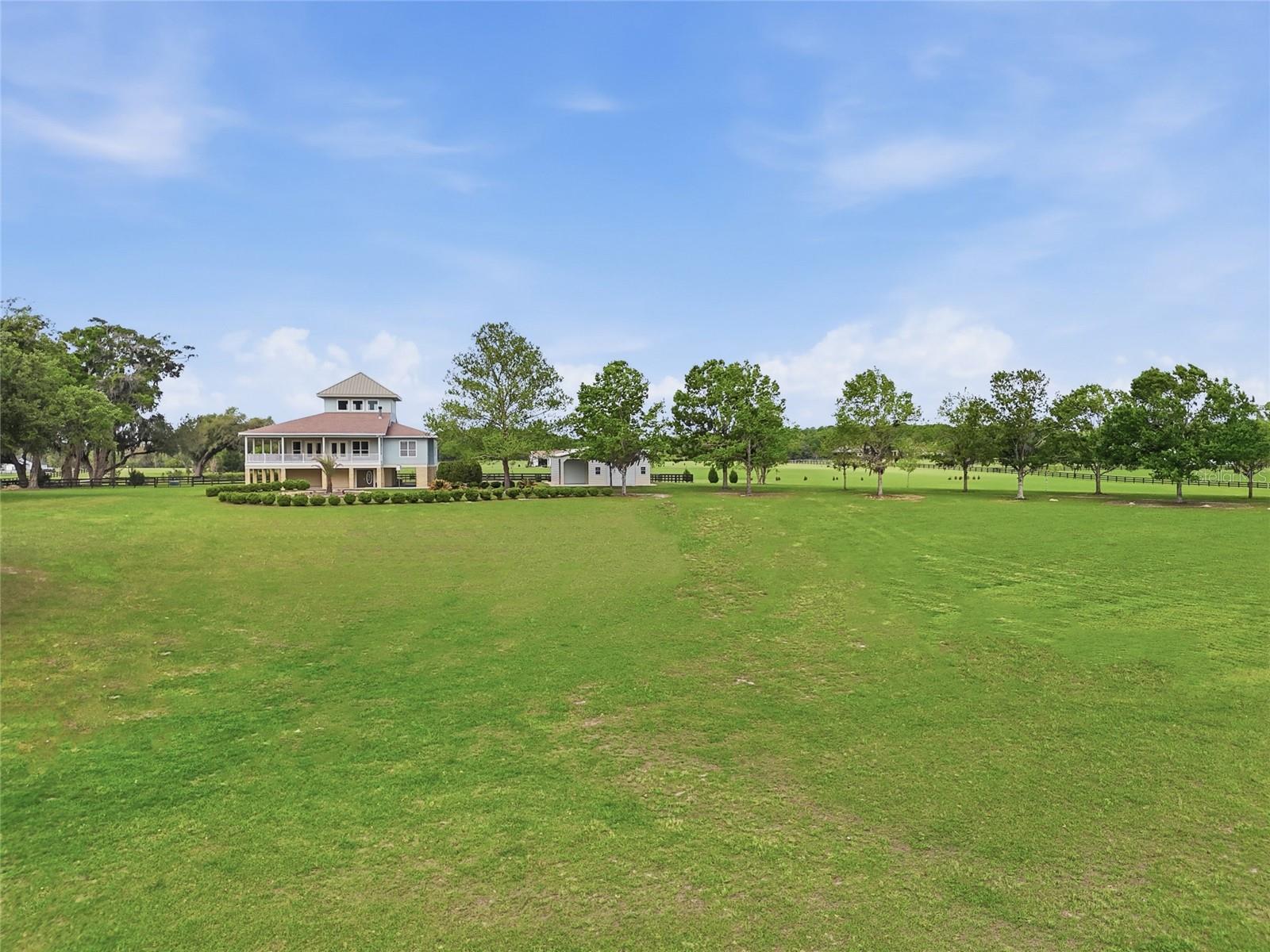 1042 SW WOODLAND AVE, FORT WHITE, FL, 32038