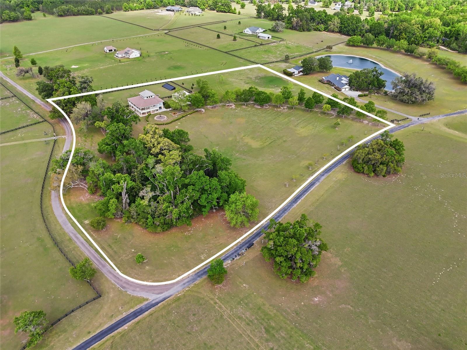 1042 SW WOODLAND AVE, FORT WHITE, FL, 32038