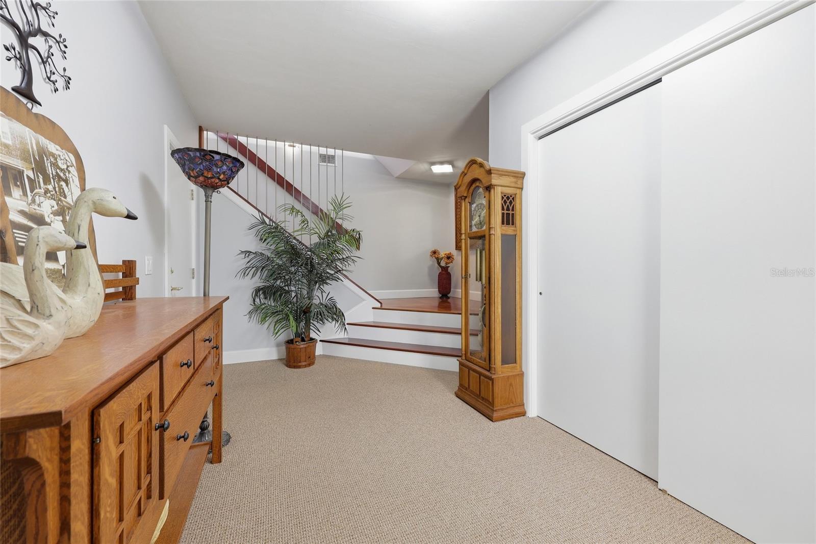 1042 SW WOODLAND AVE, FORT WHITE, FL, 32038