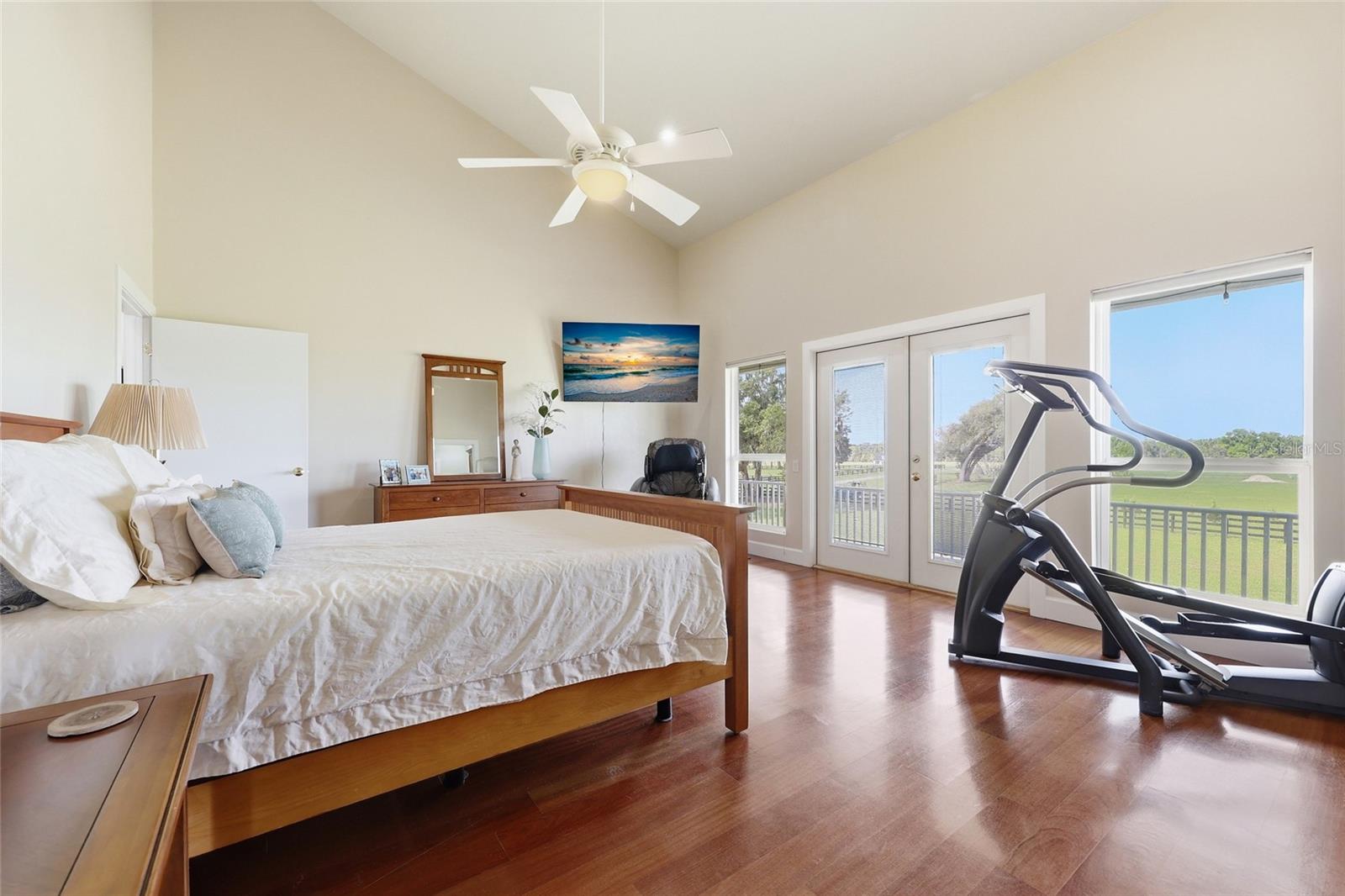 1042 SW WOODLAND AVE, FORT WHITE, FL, 32038