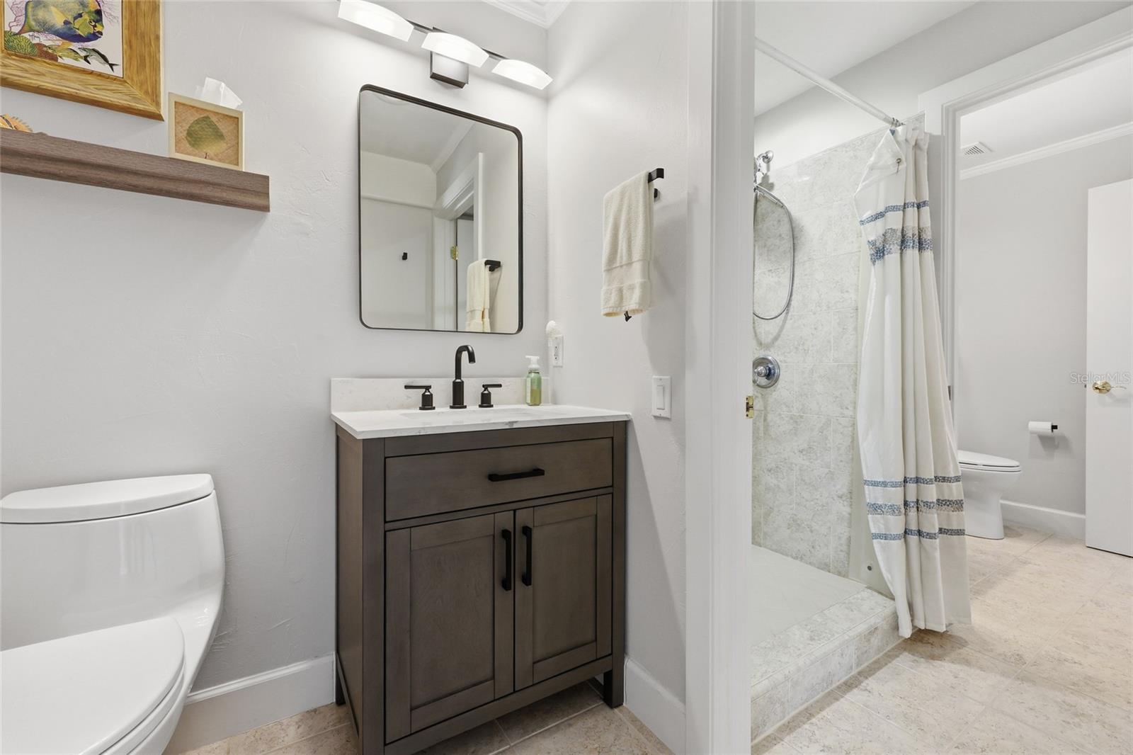 1042 SW WOODLAND AVE, FORT WHITE, FL, 32038