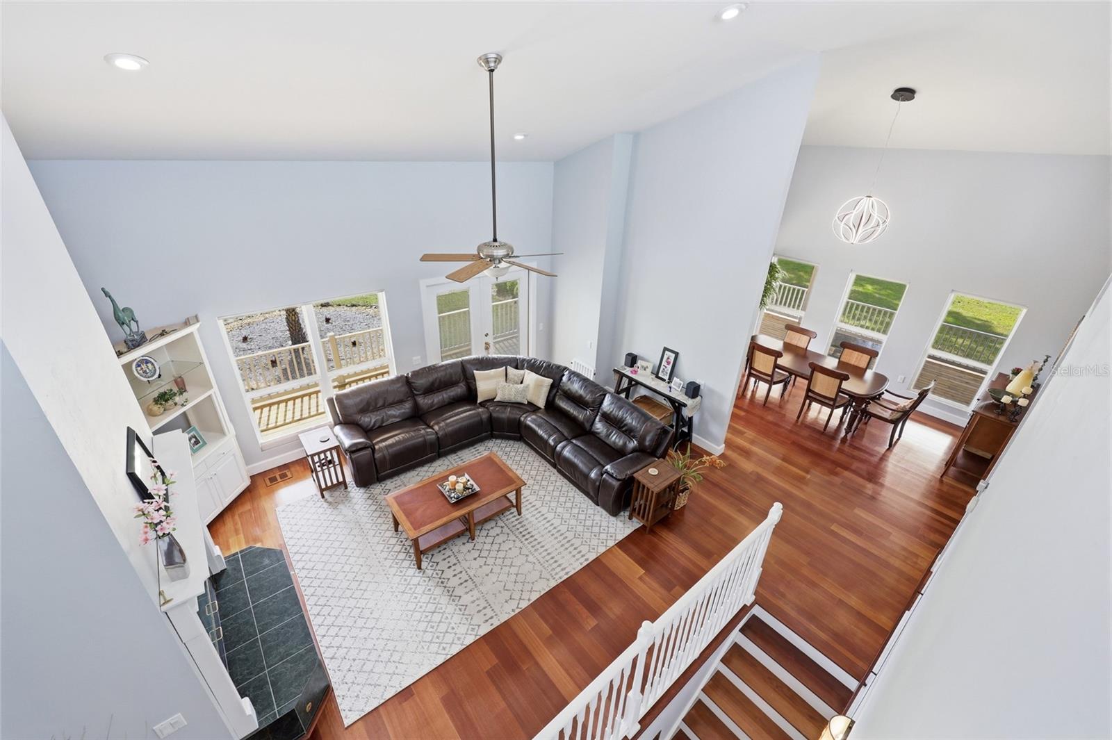 1042 SW WOODLAND AVE, FORT WHITE, FL, 32038