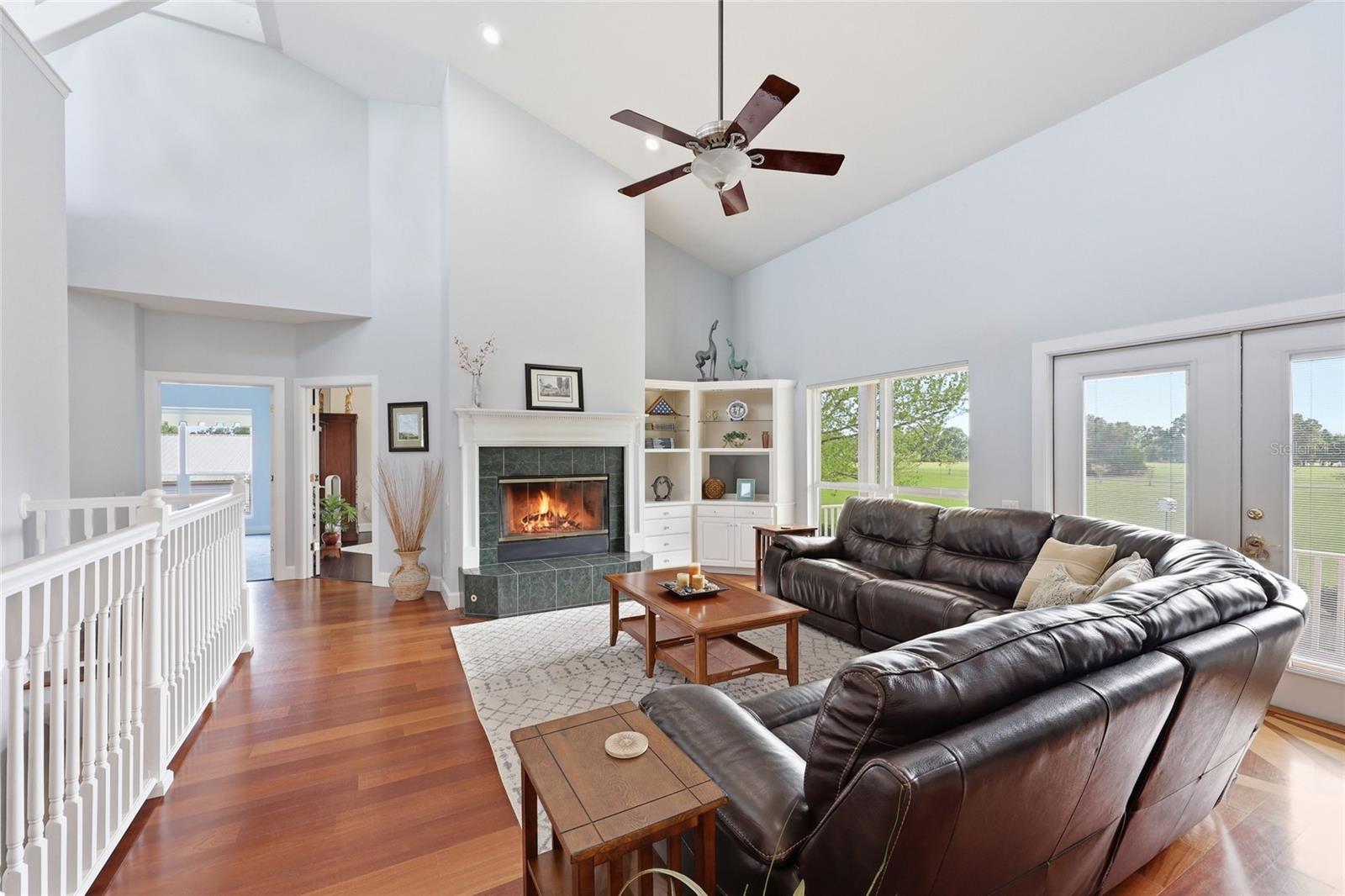 1042 SW WOODLAND AVE, FORT WHITE, FL, 32038