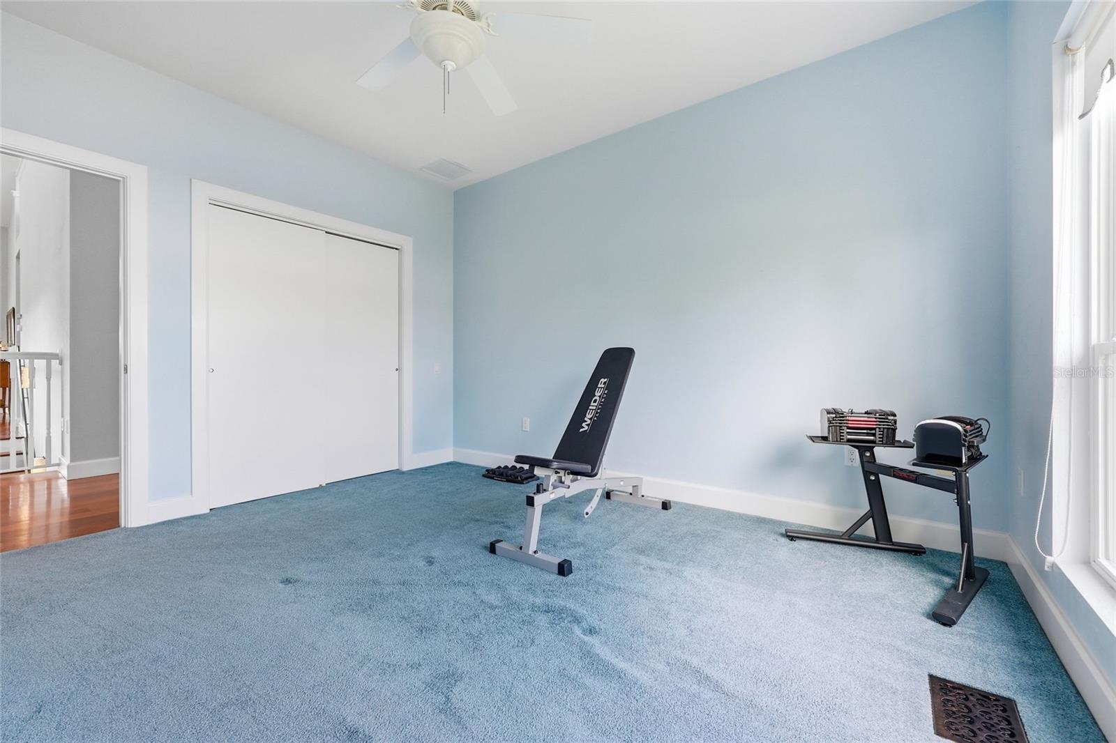 1042 SW WOODLAND AVE, FORT WHITE, FL, 32038