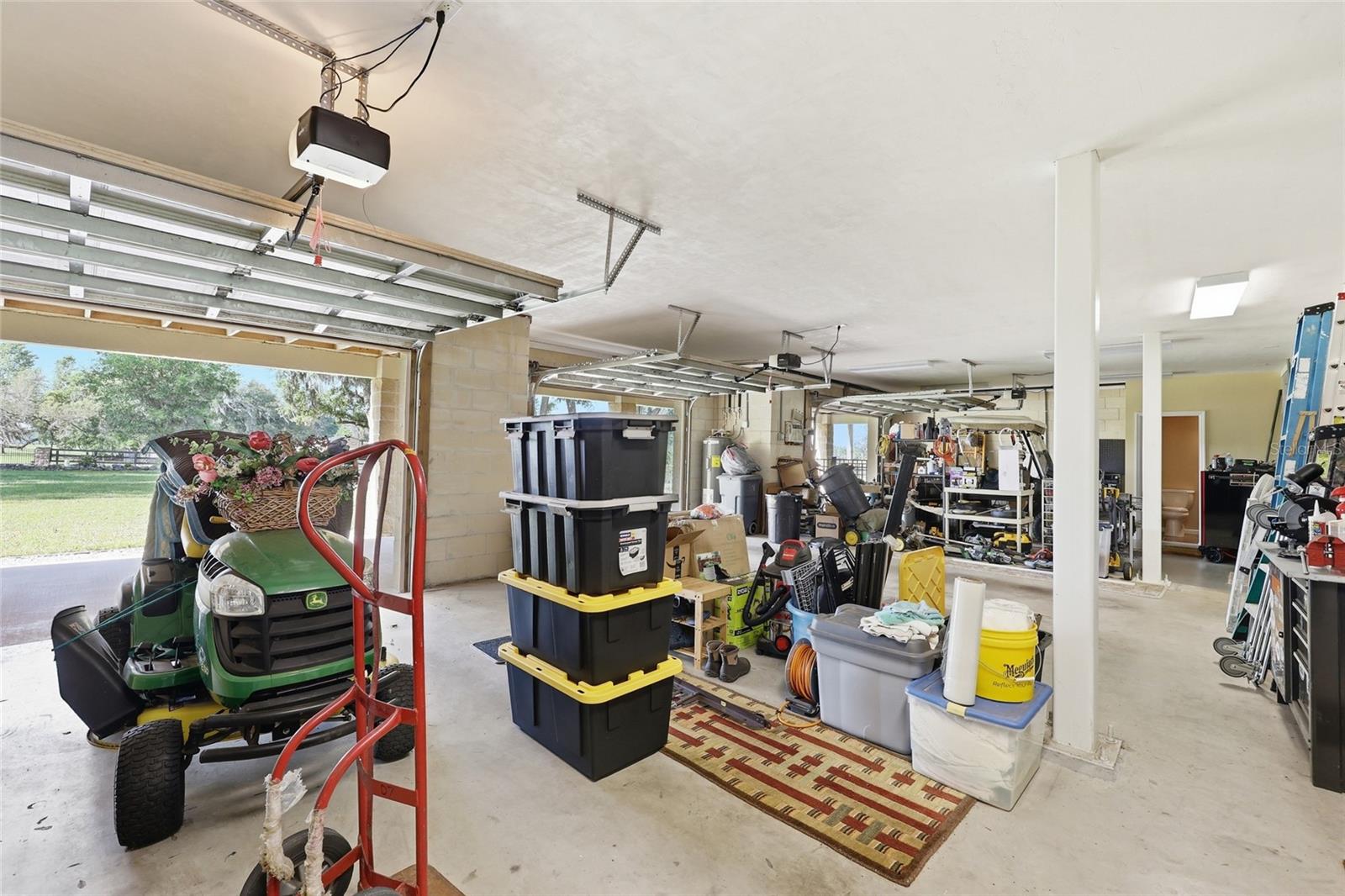 1042 SW WOODLAND AVE, FORT WHITE, FL, 32038