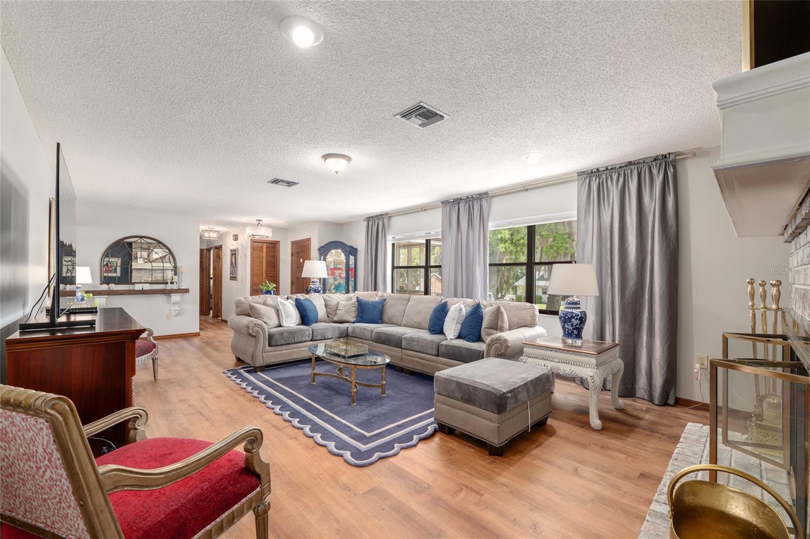 38845 ELLA DR, LADY LAKE, FL, 32159