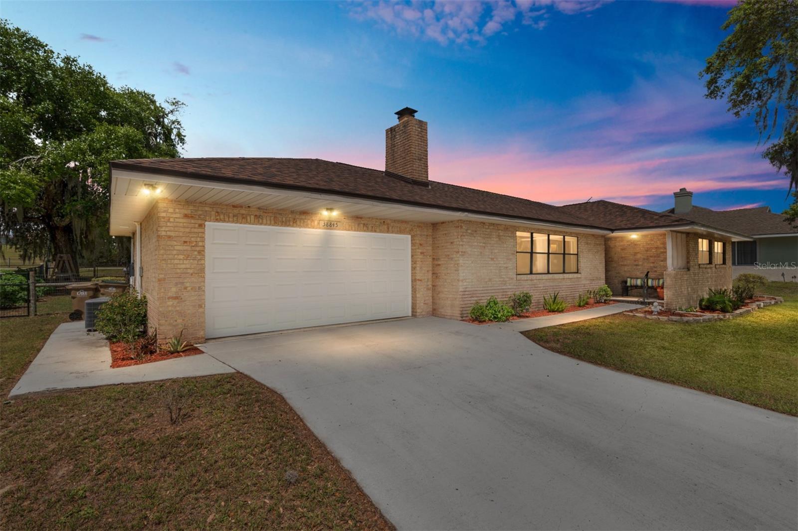 38845 ELLA DR, LADY LAKE, FL, 32159