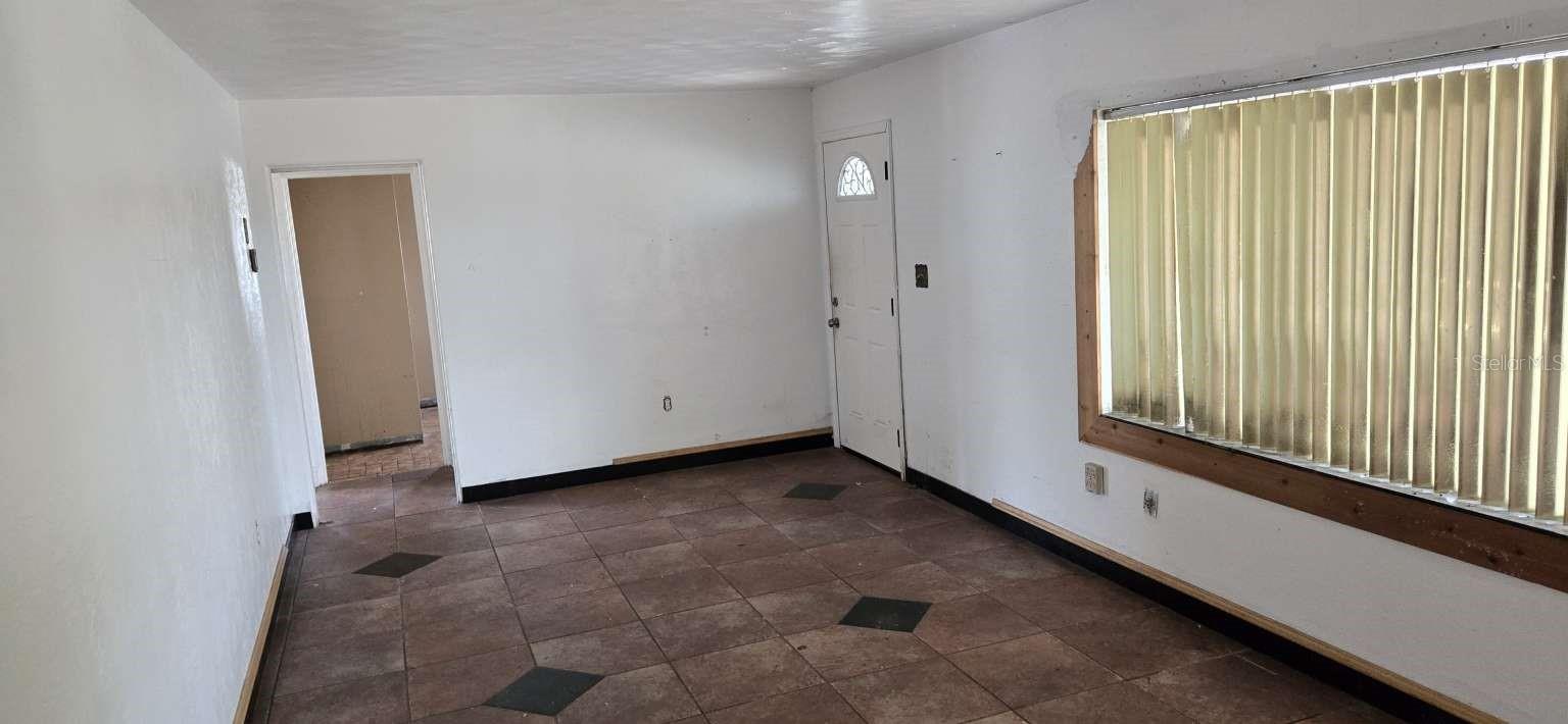 833 SHERWOOD DR, LAKE WALES, FL, 33898