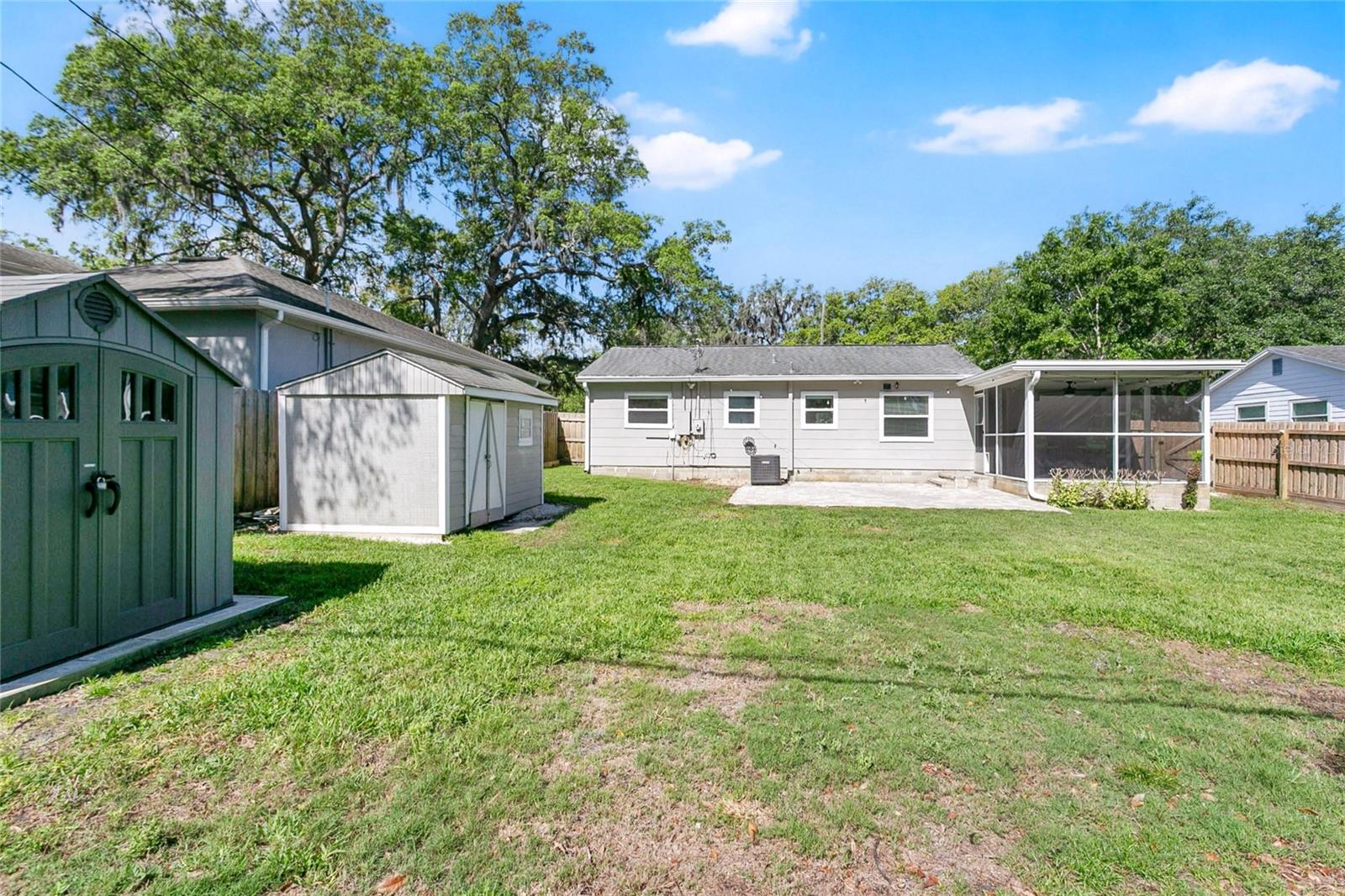 2105 S PALMETTO AVE, SANFORD, FL, 32771