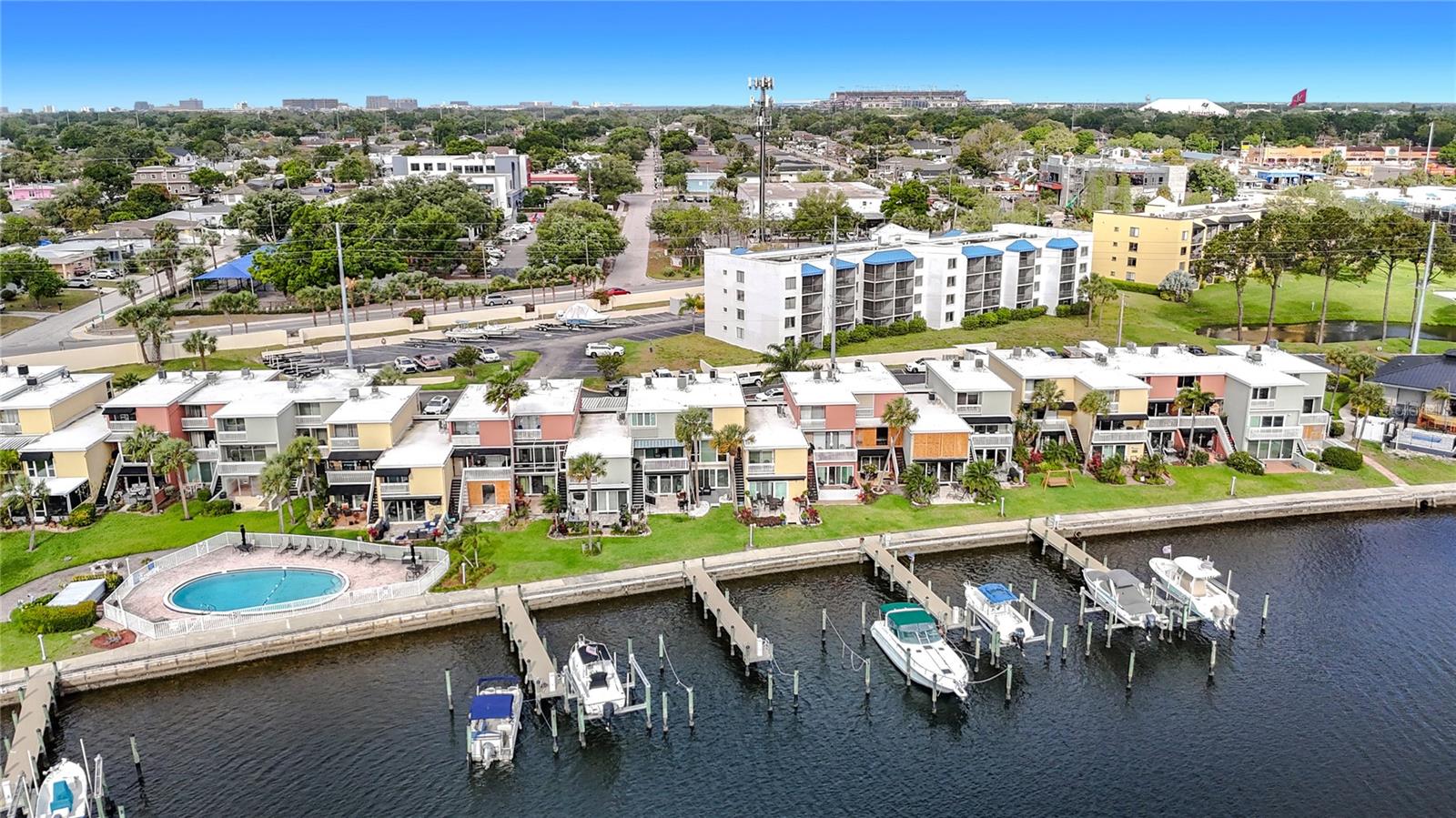 2424 W TAMPA BAY BLVD #C106, TAMPA, FL, 33607