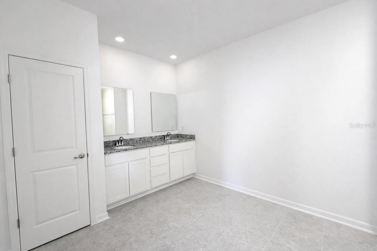 15 RAMBLEWOOD DR, PALM COAST, FL, 32164