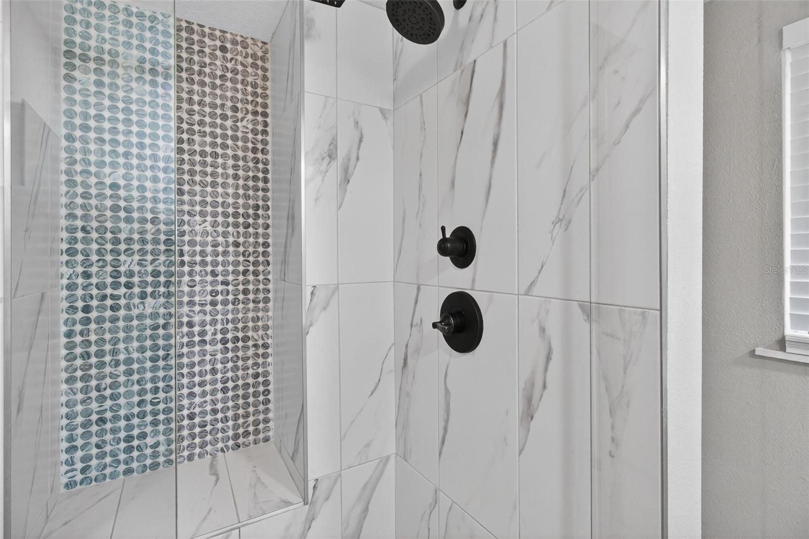 823 RIVERSIDE DR, TARPON SPRINGS, FL, 34689