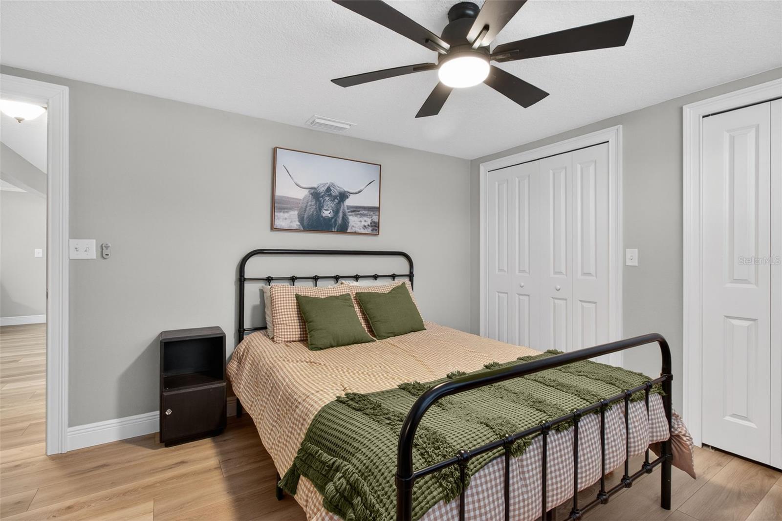 823 RIVERSIDE DR, TARPON SPRINGS, FL, 34689