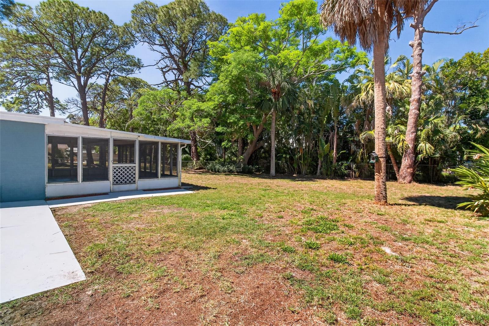 823 RIVERSIDE DR, TARPON SPRINGS, FL, 34689