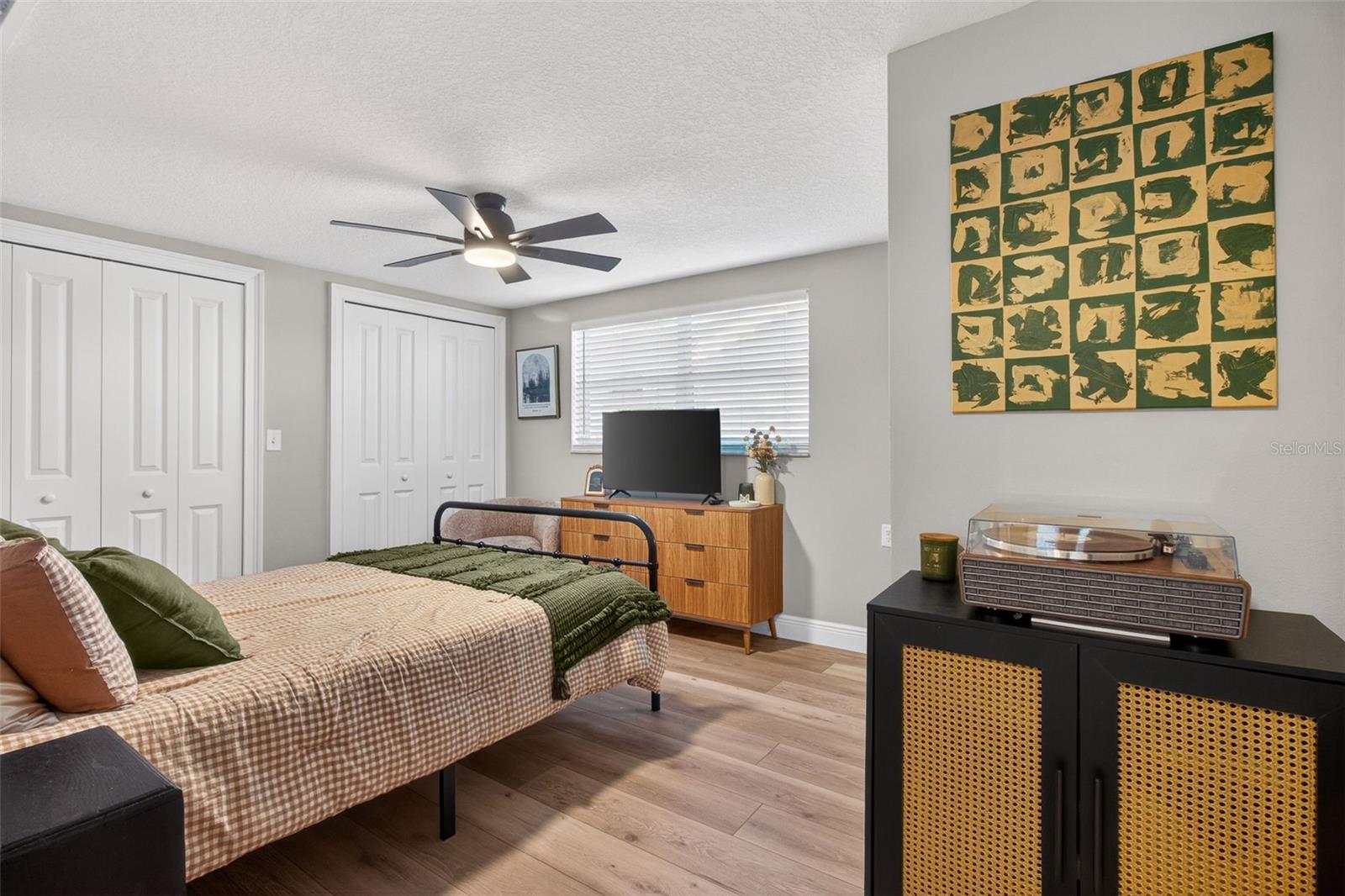 823 RIVERSIDE DR, TARPON SPRINGS, FL, 34689