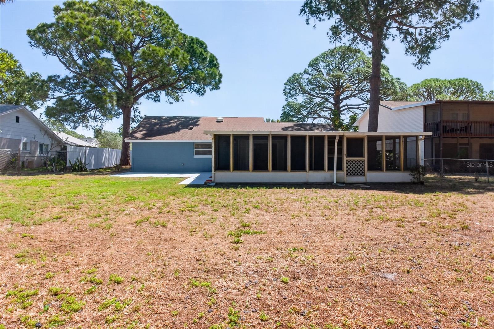 823 RIVERSIDE DR, TARPON SPRINGS, FL, 34689