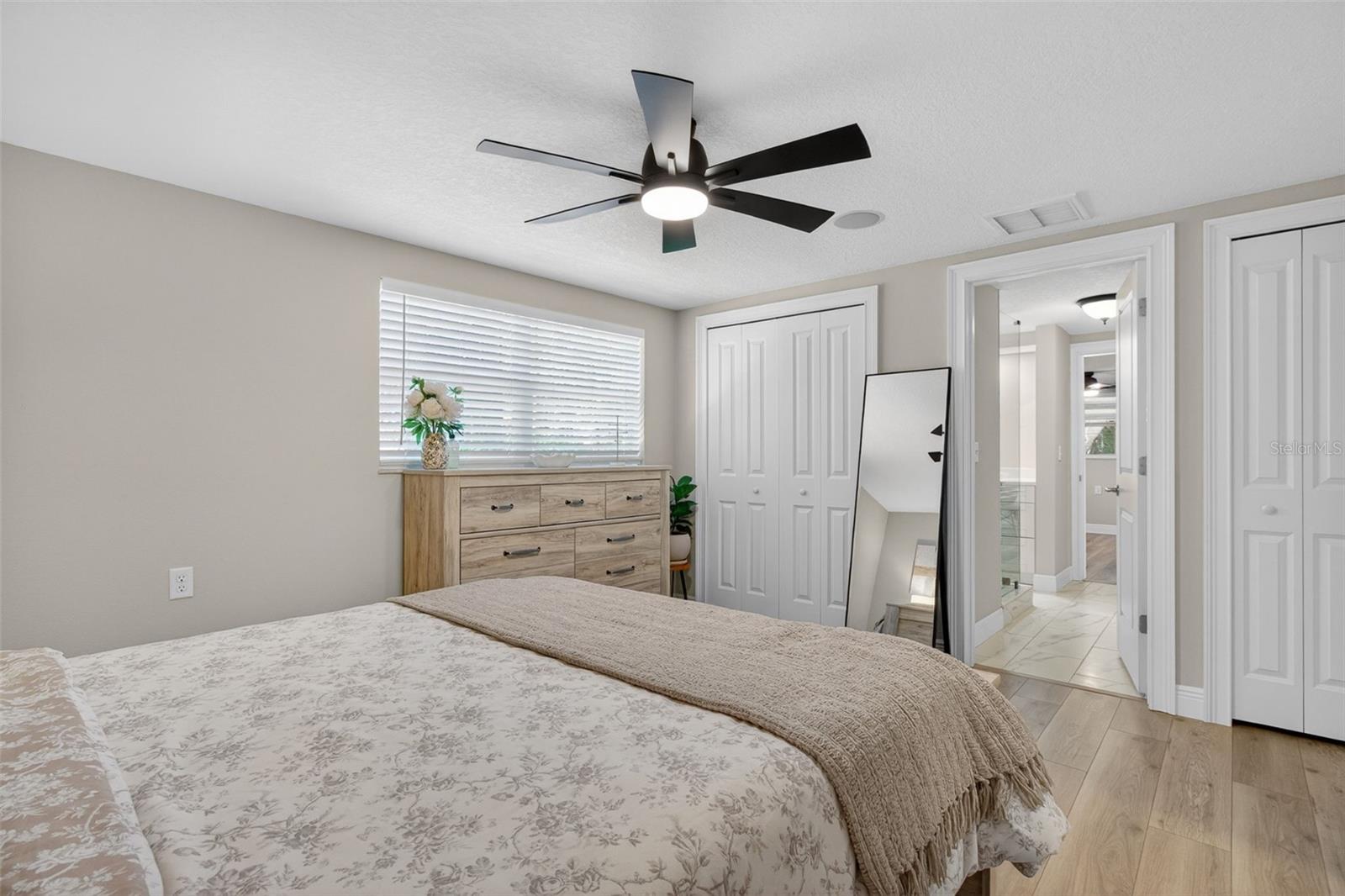 823 RIVERSIDE DR, TARPON SPRINGS, FL, 34689