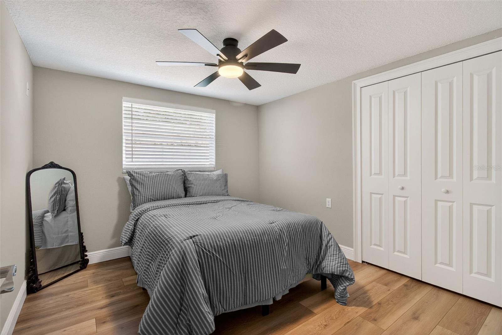 823 RIVERSIDE DR, TARPON SPRINGS, FL, 34689