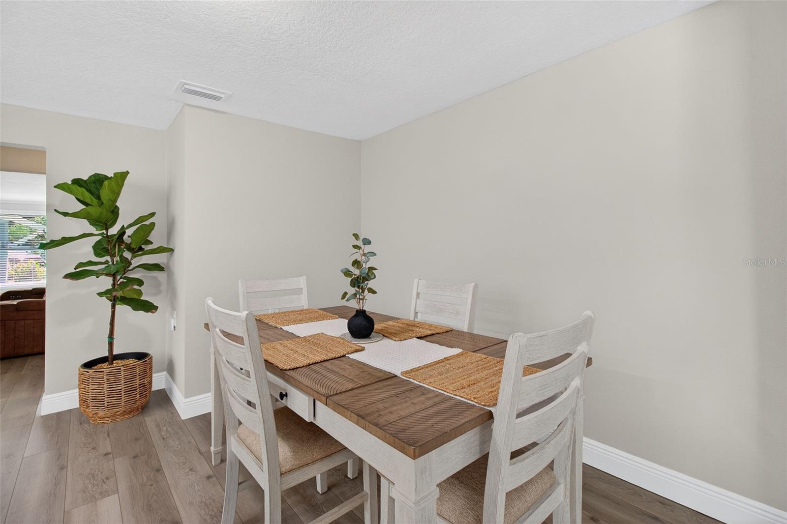 823 RIVERSIDE DR, TARPON SPRINGS, FL, 34689