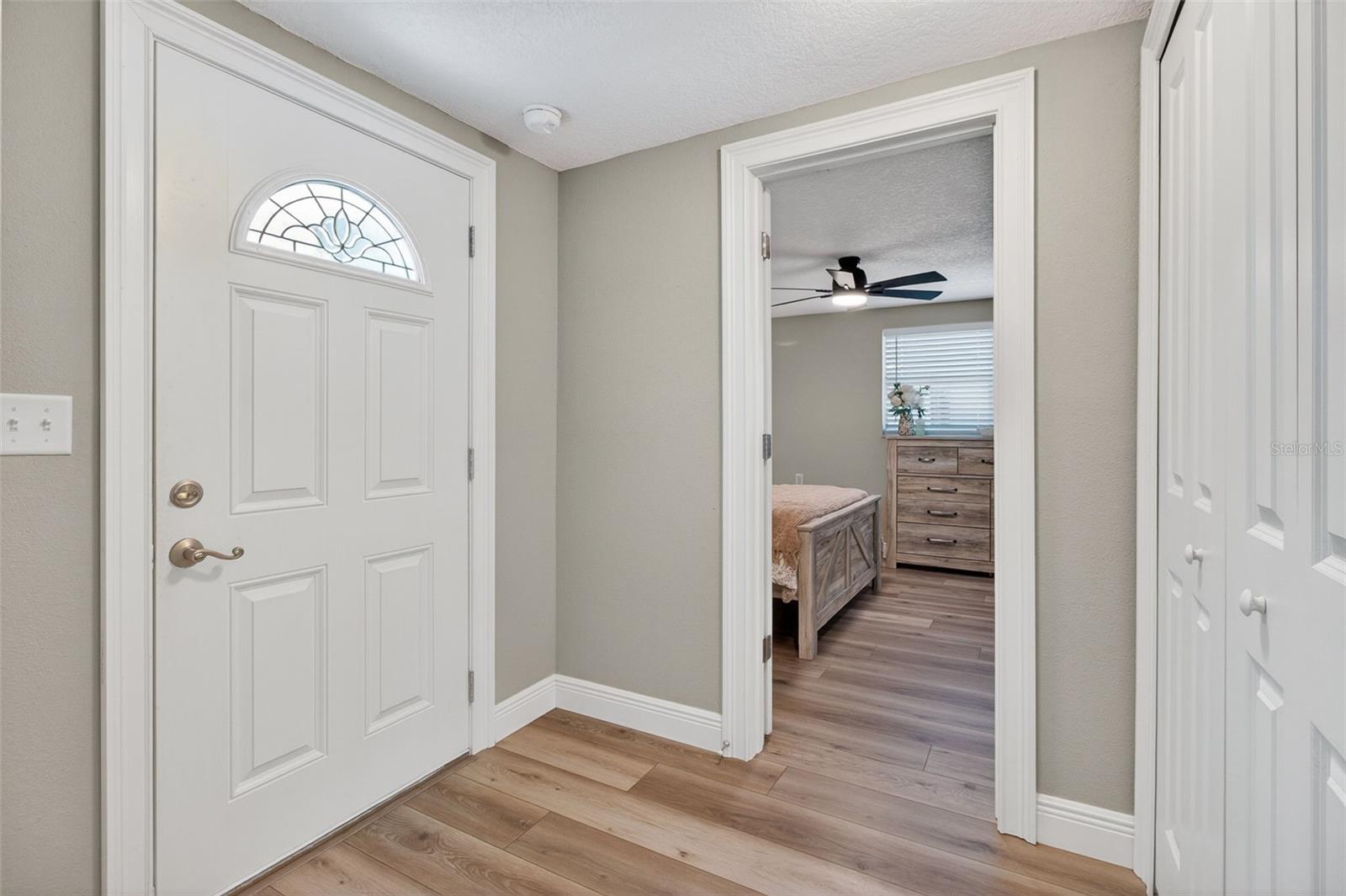 823 RIVERSIDE DR, TARPON SPRINGS, FL, 34689