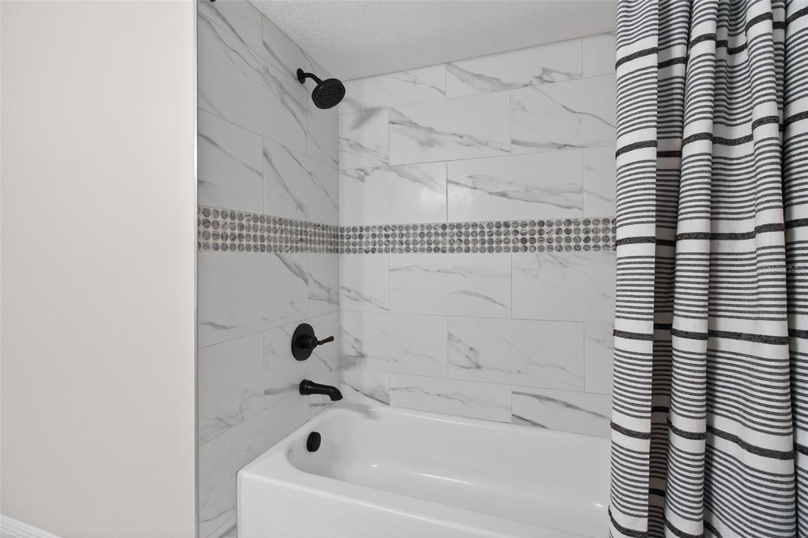 823 RIVERSIDE DR, TARPON SPRINGS, FL, 34689