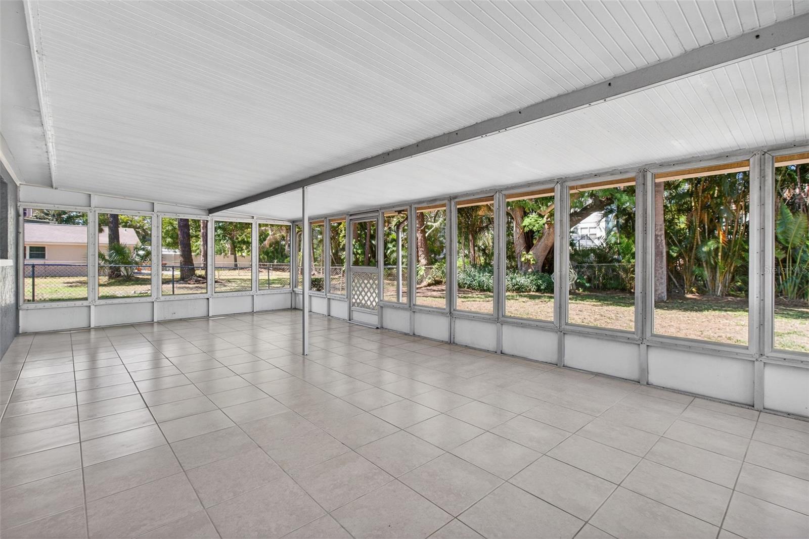 823 RIVERSIDE DR, TARPON SPRINGS, FL, 34689