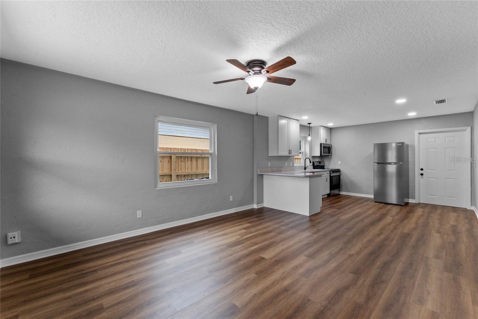 2441 S MILLS AVE, ORLANDO, FL, 32806