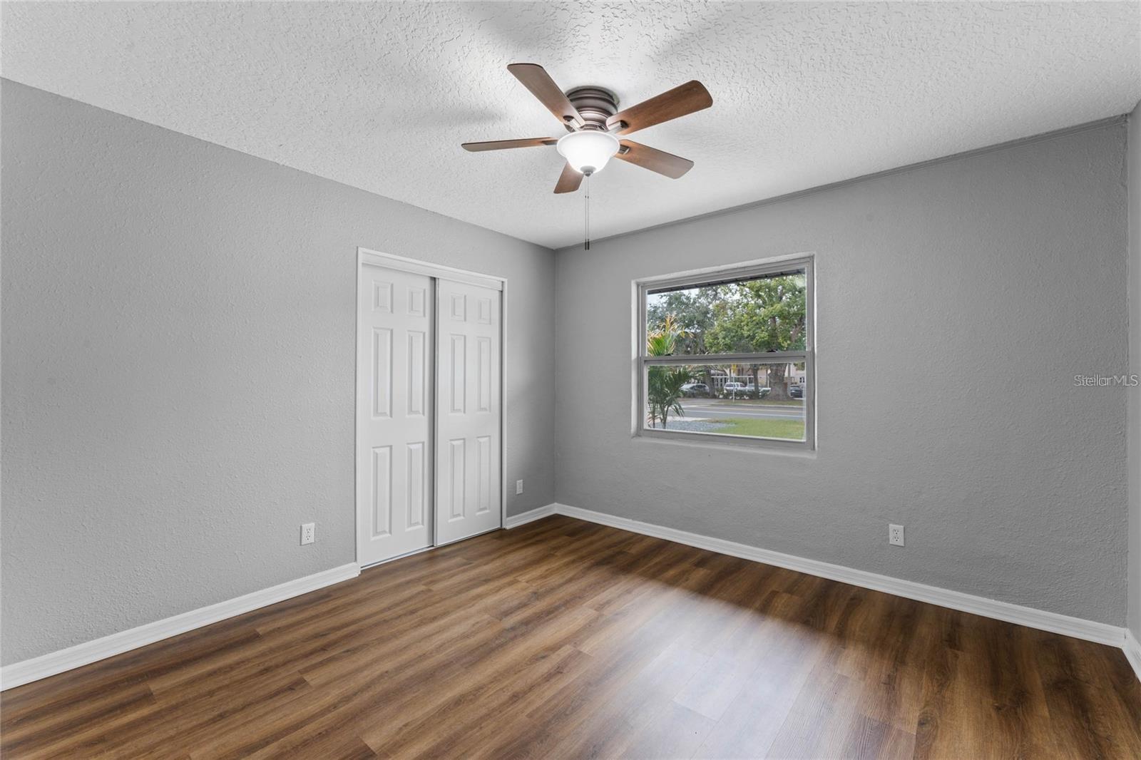 2441 S MILLS AVE, ORLANDO, FL, 32806