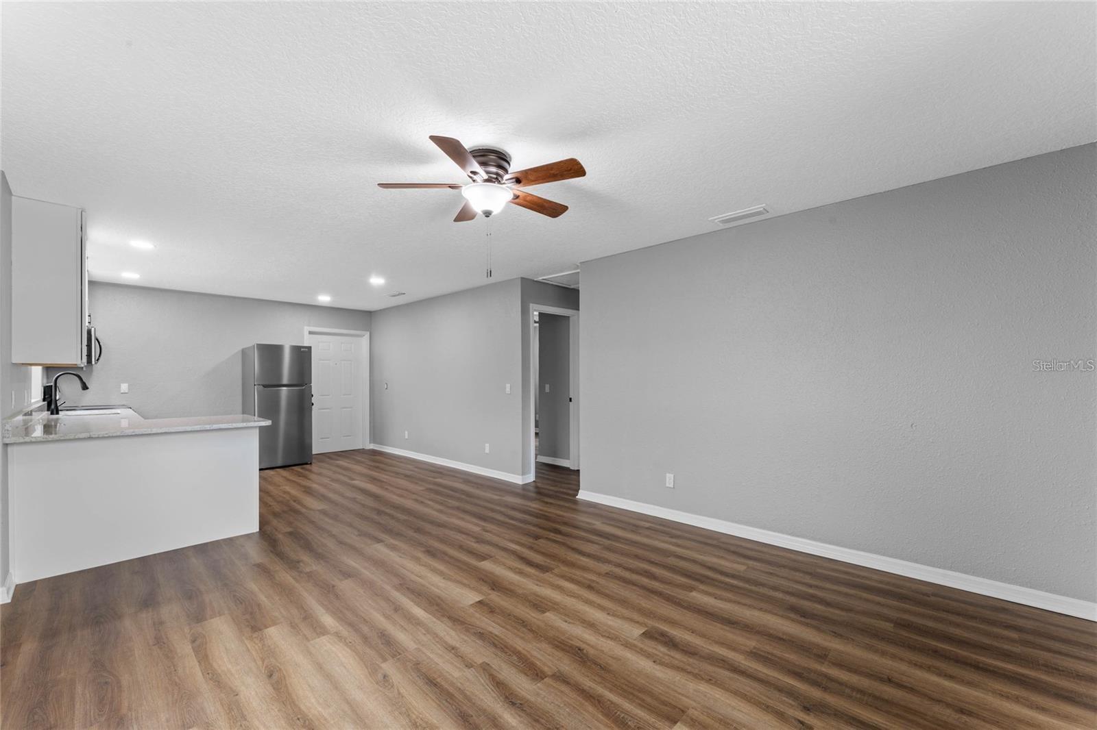 2441 S MILLS AVE, ORLANDO, FL, 32806