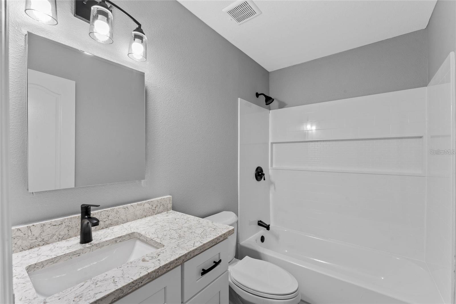 2441 S MILLS AVE, ORLANDO, FL, 32806