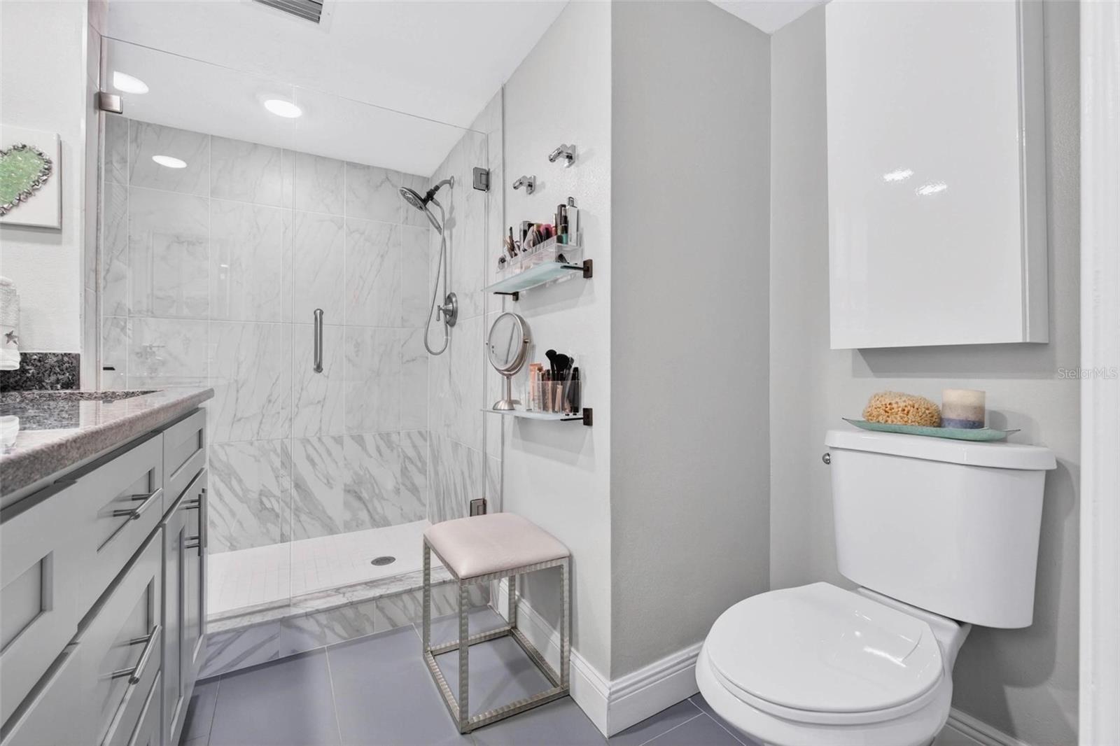 1065 EDEN ISLE BLVD NE #1, ST PETERSBURG, FL, 33704