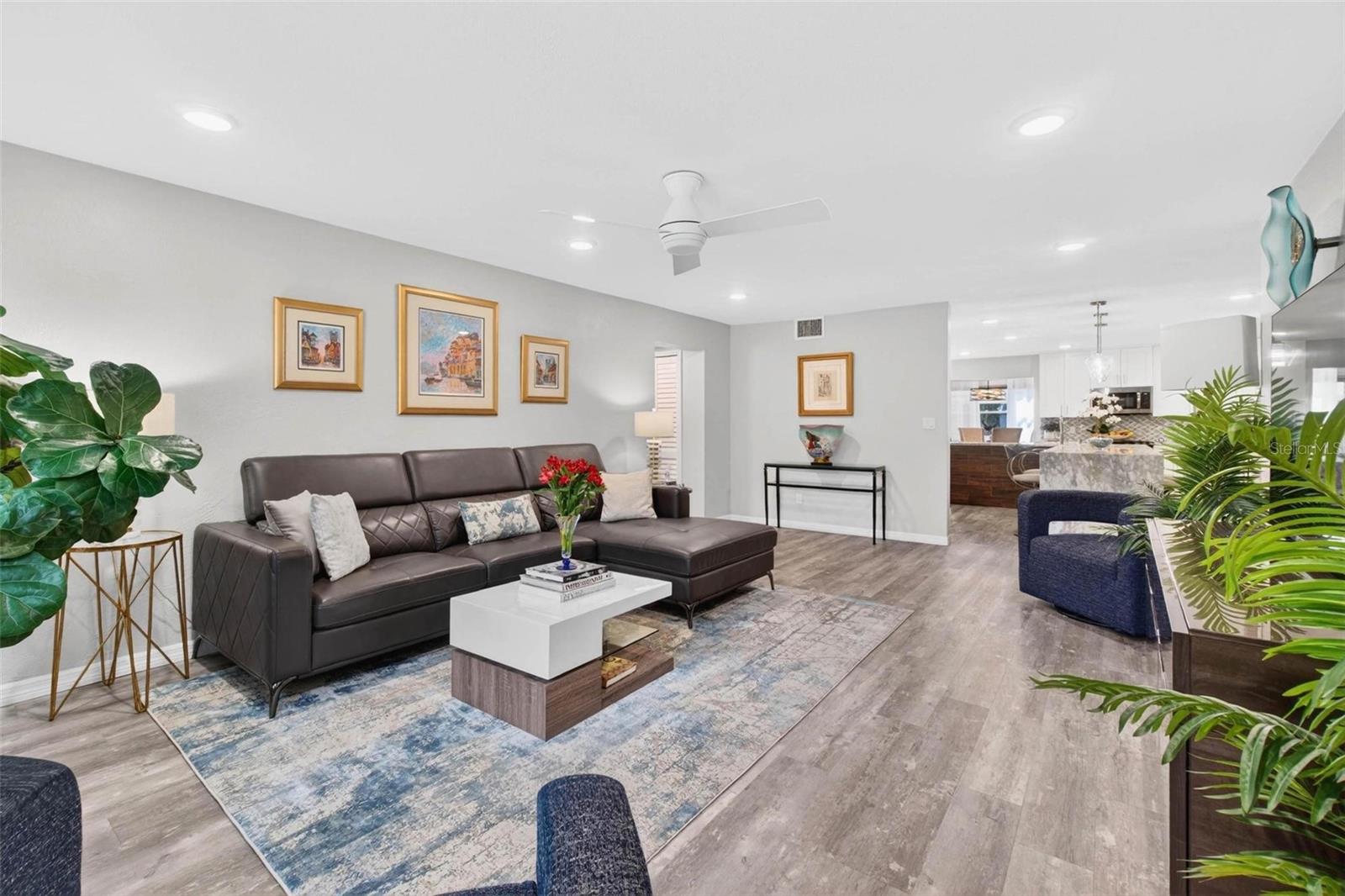 1065 EDEN ISLE BLVD NE #1, ST PETERSBURG, FL, 33704