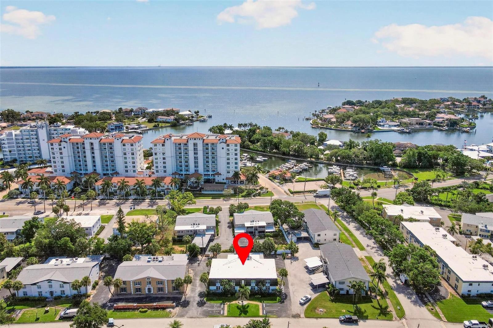 1065 EDEN ISLE BLVD NE #1, ST PETERSBURG, FL, 33704