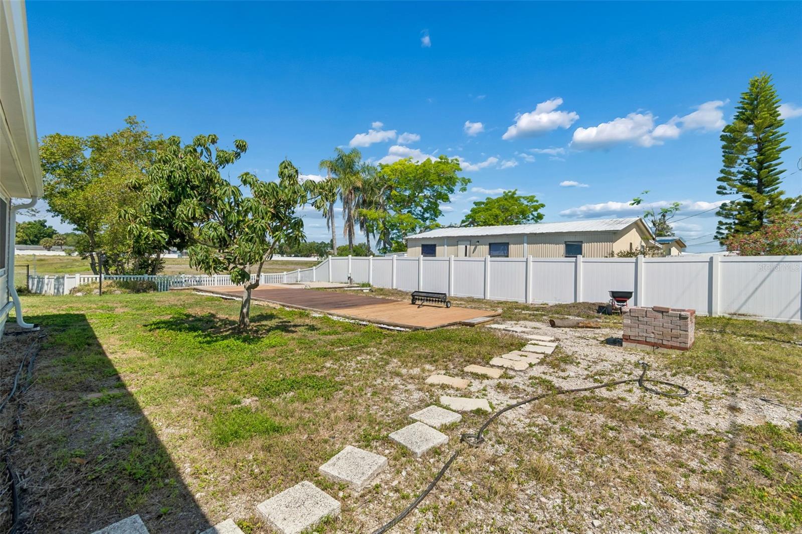 1130 SWEENEY DR, RUSKIN, FL, 33570