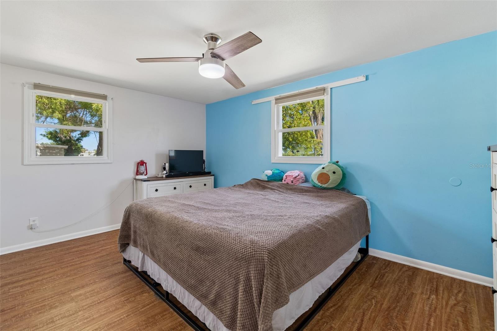 1130 SWEENEY DR, RUSKIN, FL, 33570