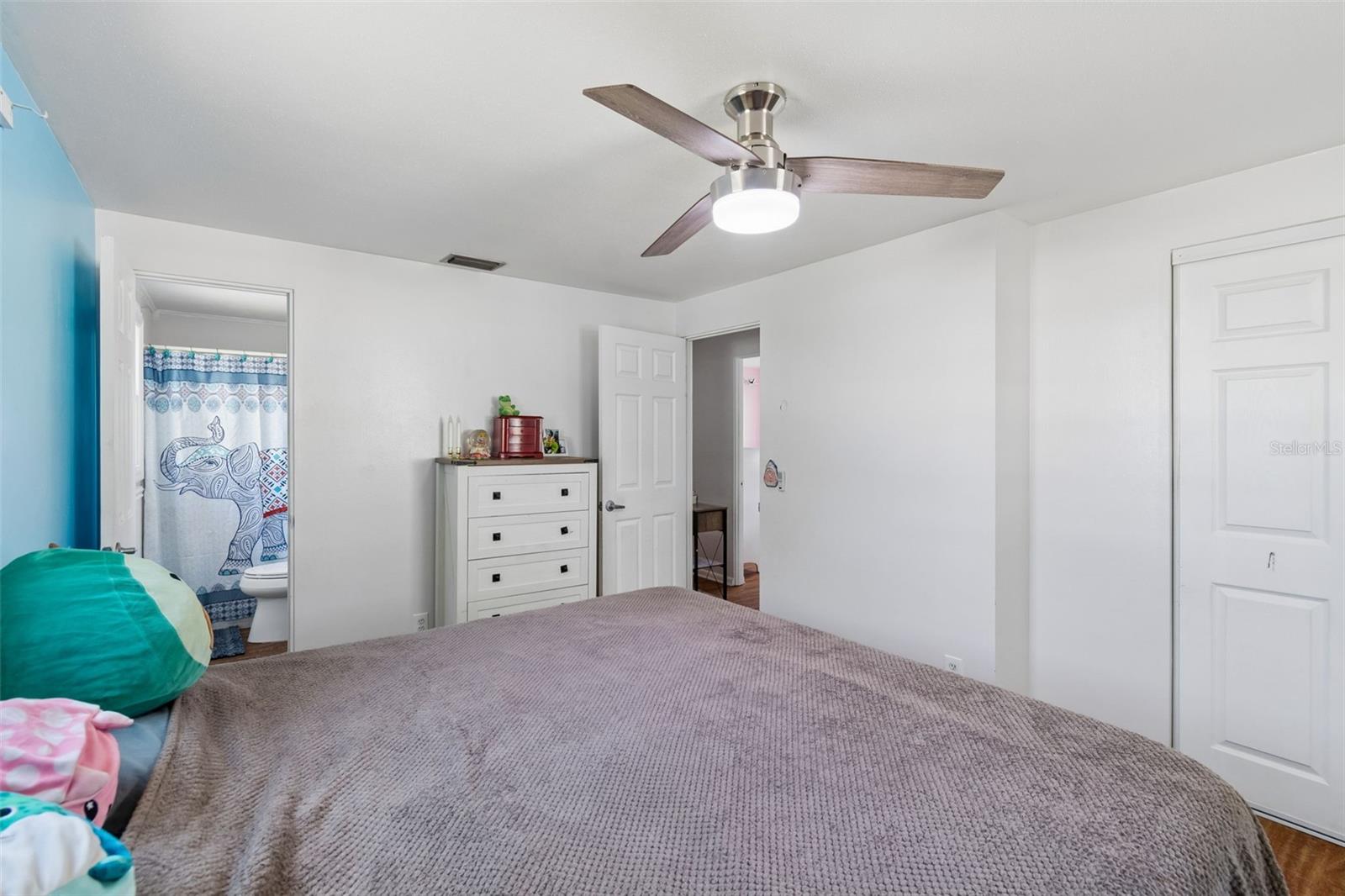 1130 SWEENEY DR, RUSKIN, FL, 33570