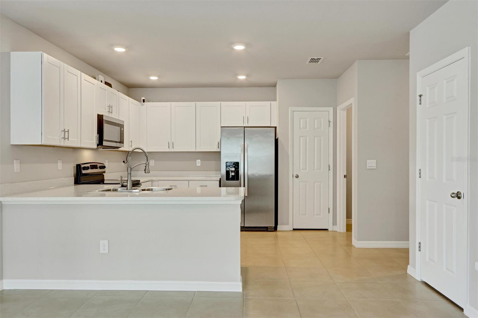 20462 PLUMWOOD LOOP, NORTH FORT MYERS, FL, 33917