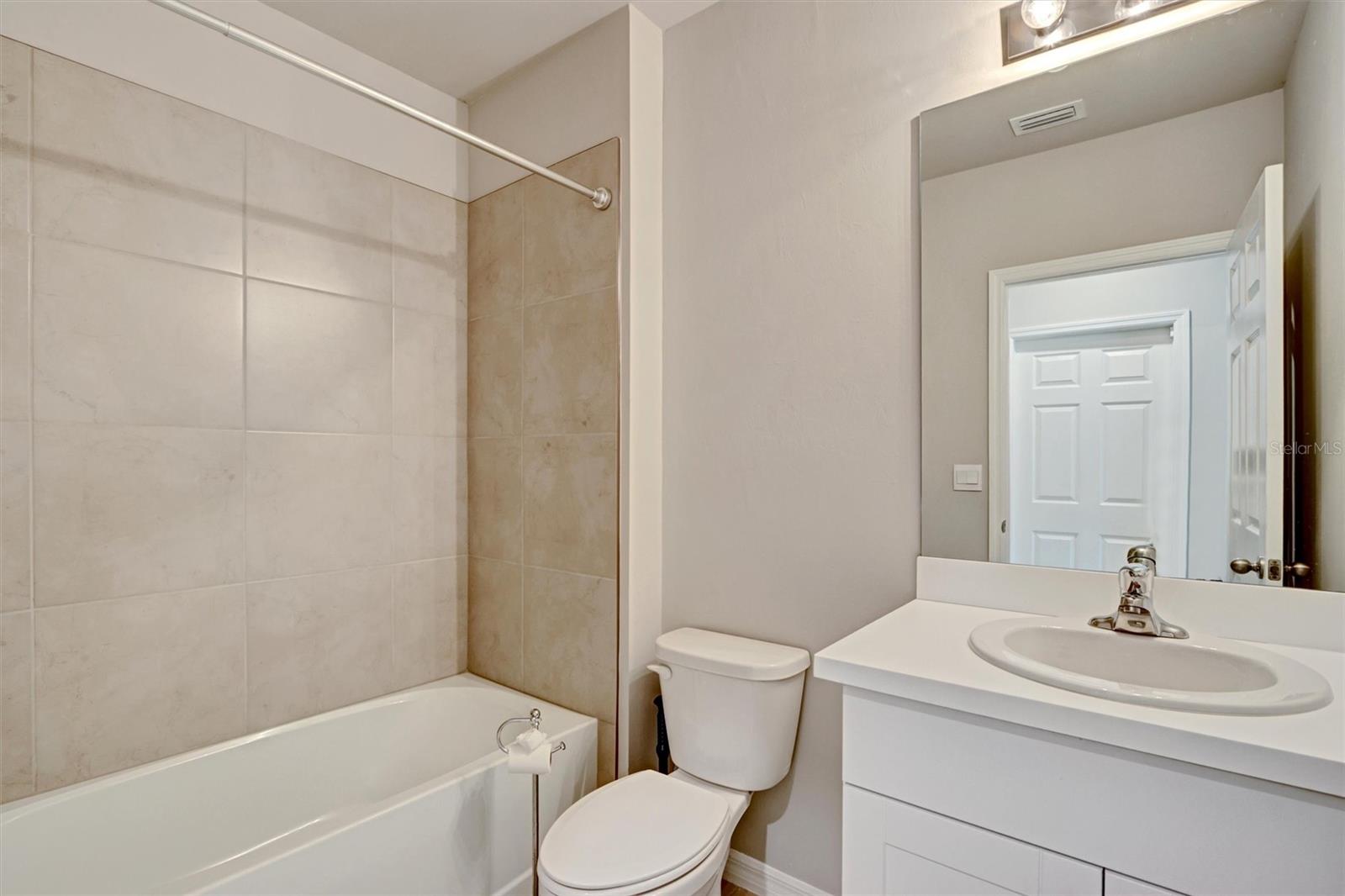 20462 PLUMWOOD LOOP, NORTH FORT MYERS, FL, 33917