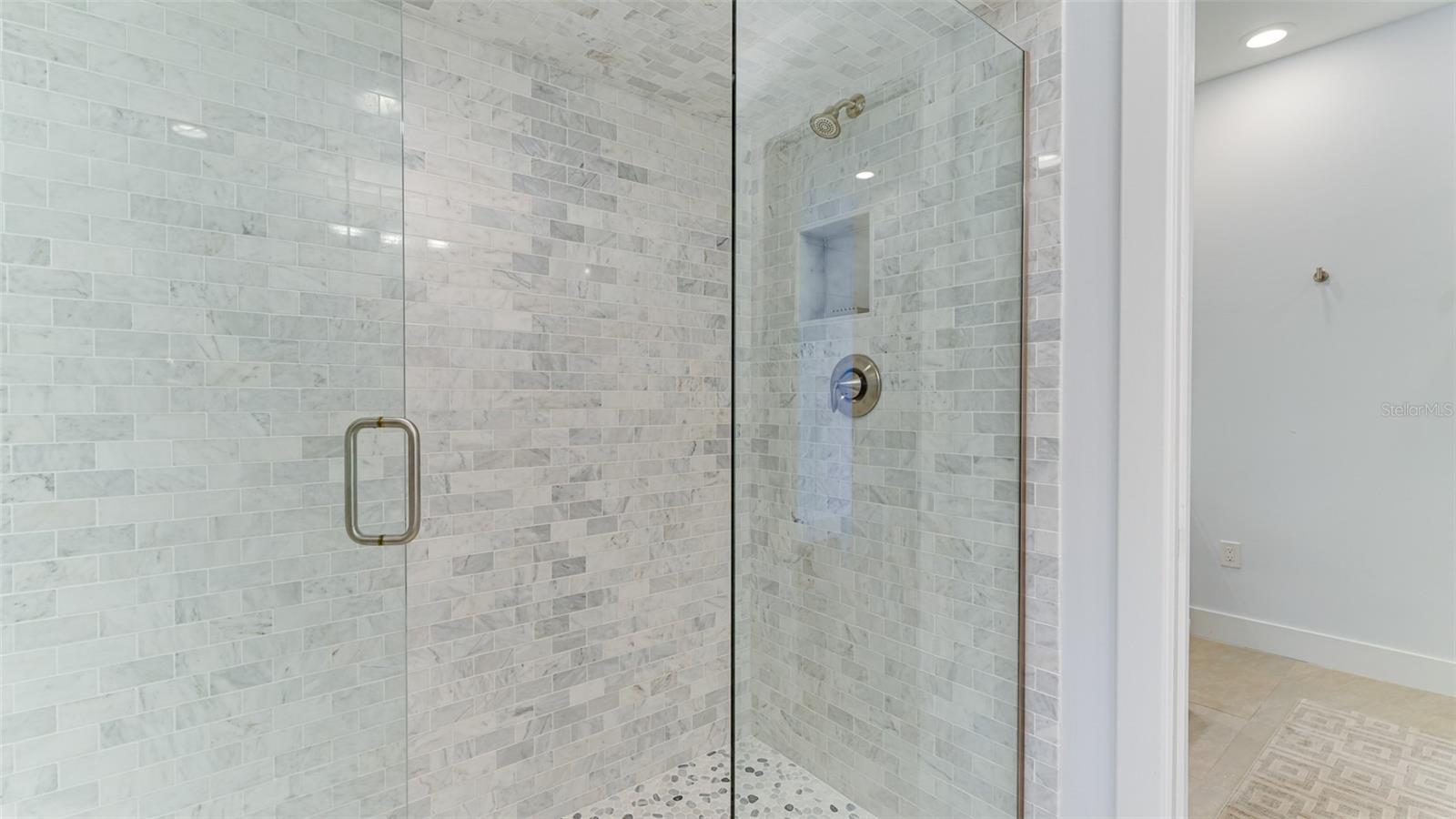 51 MACEWEN DR #5, OSPREY, FL, 34229