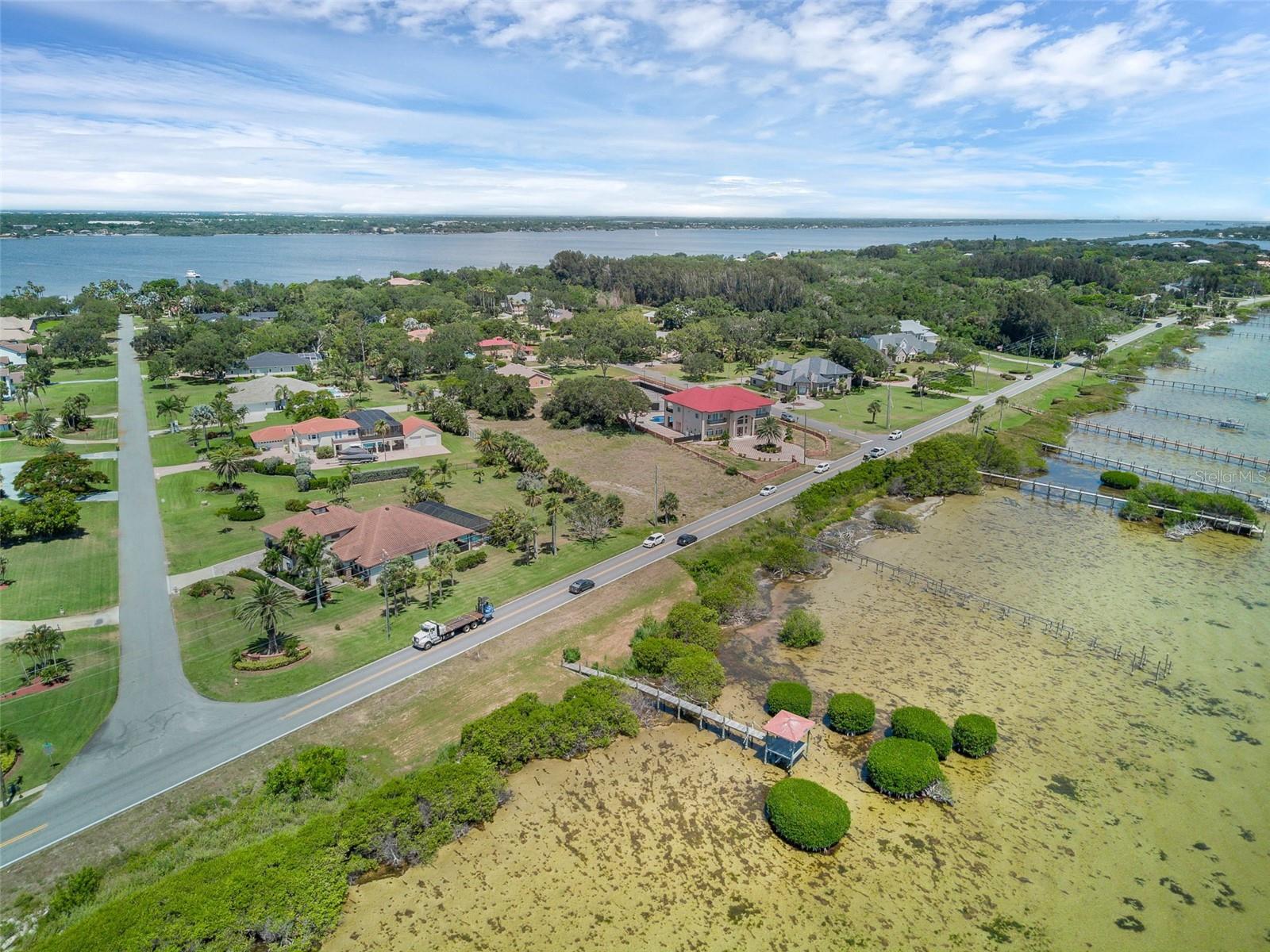 5715 S TROPICAL TRL, MERRITT ISLAND, FL, 32952