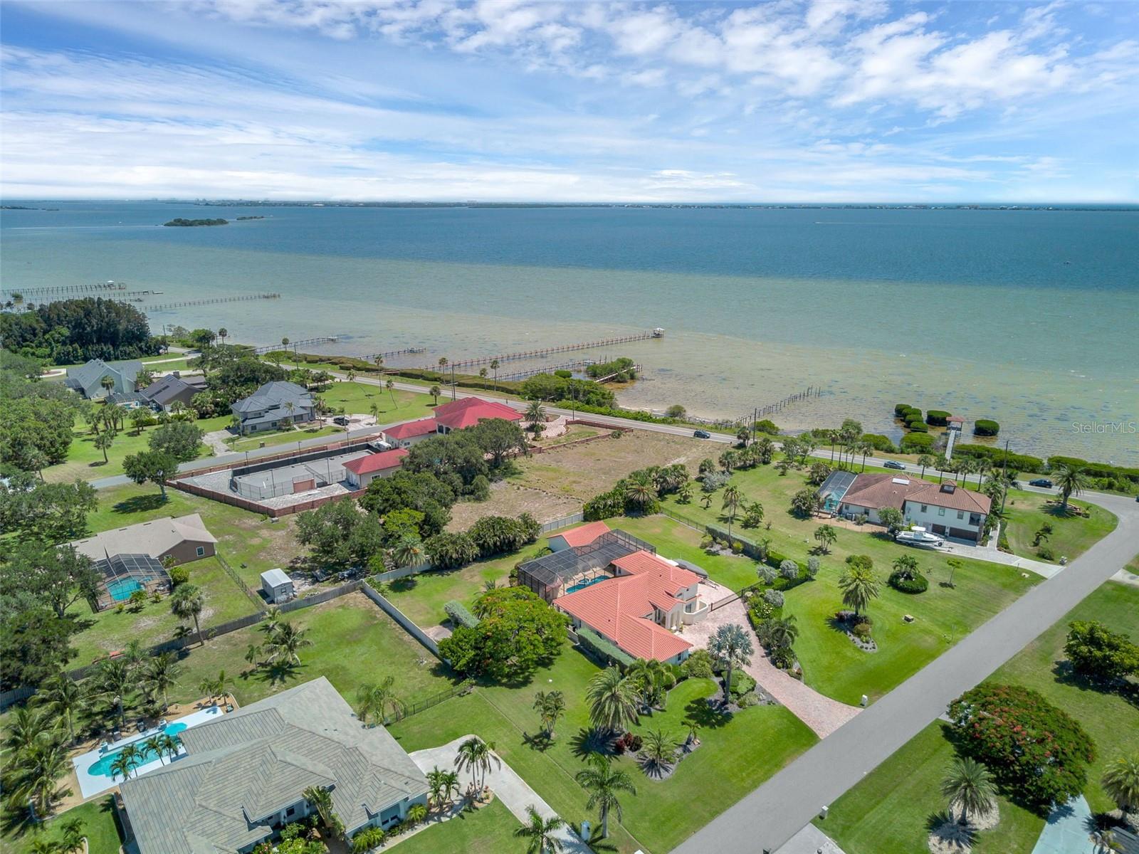5715 S TROPICAL TRL, MERRITT ISLAND, FL, 32952