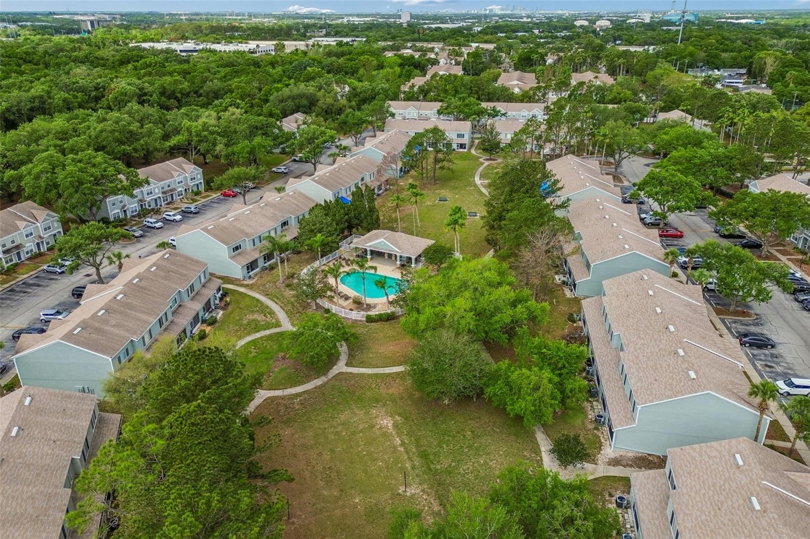 2237 LAKE WOODBERRY CIR, BRANDON, FL, 33510