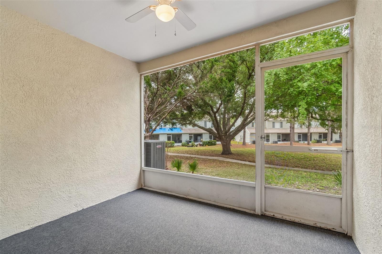 2237 LAKE WOODBERRY CIR, BRANDON, FL, 33510