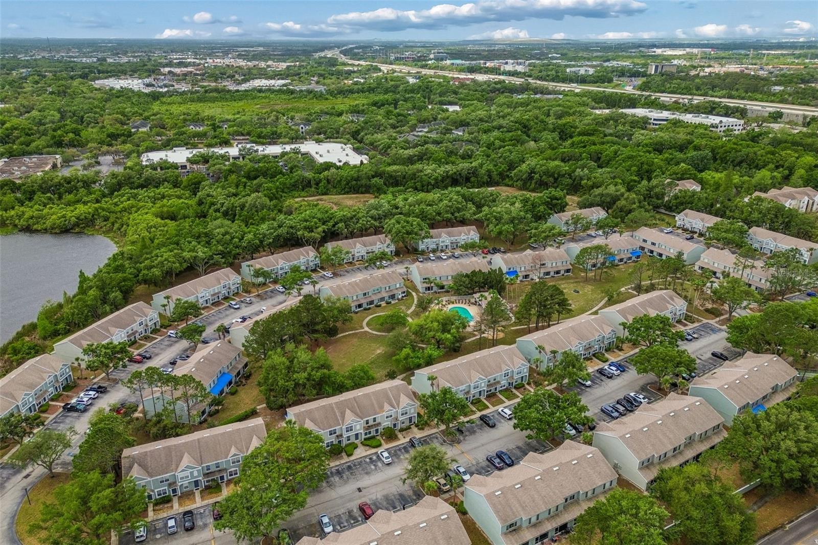 2237 LAKE WOODBERRY CIR, BRANDON, FL, 33510