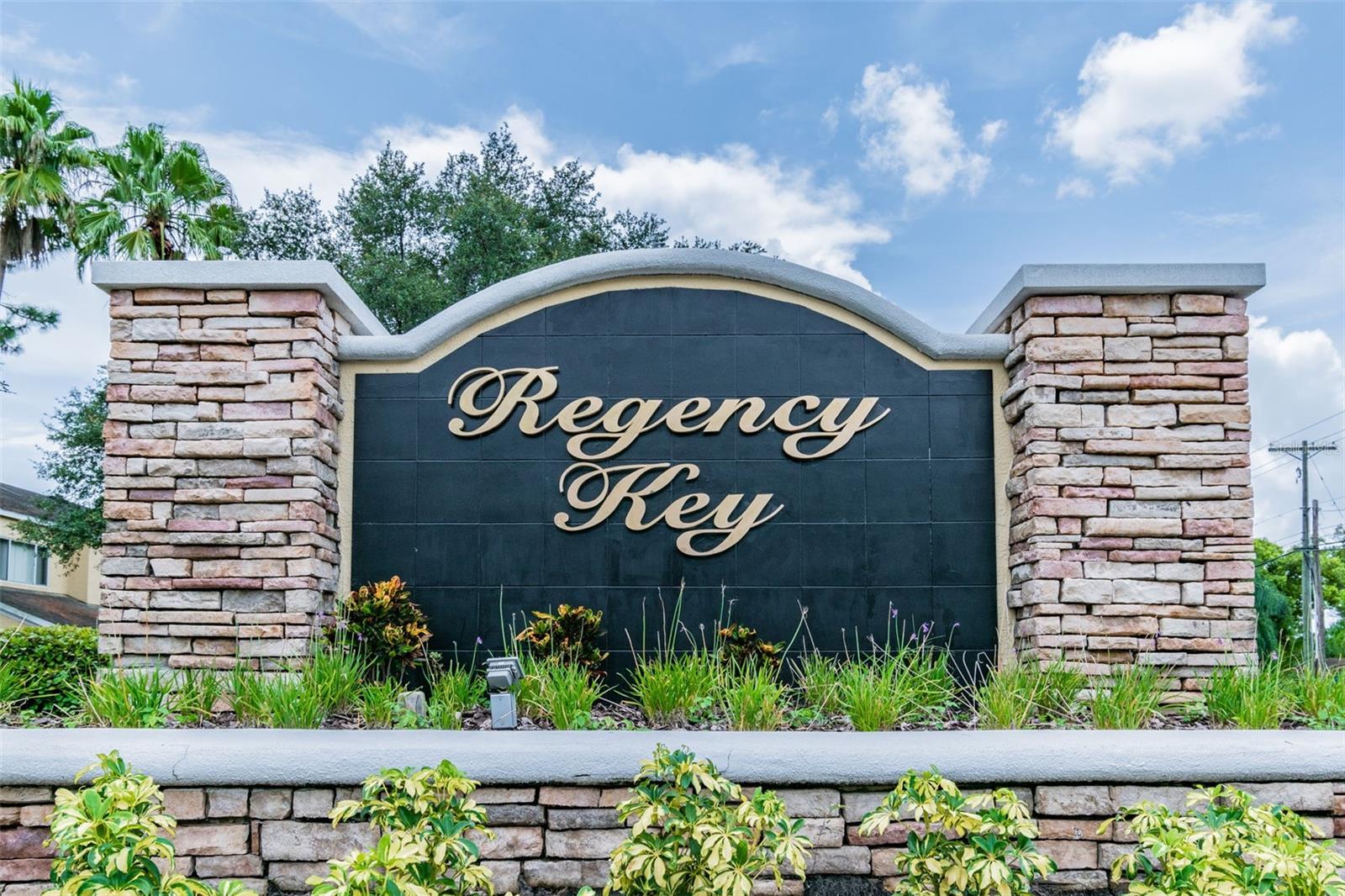 2237 LAKE WOODBERRY CIR, BRANDON, FL, 33510