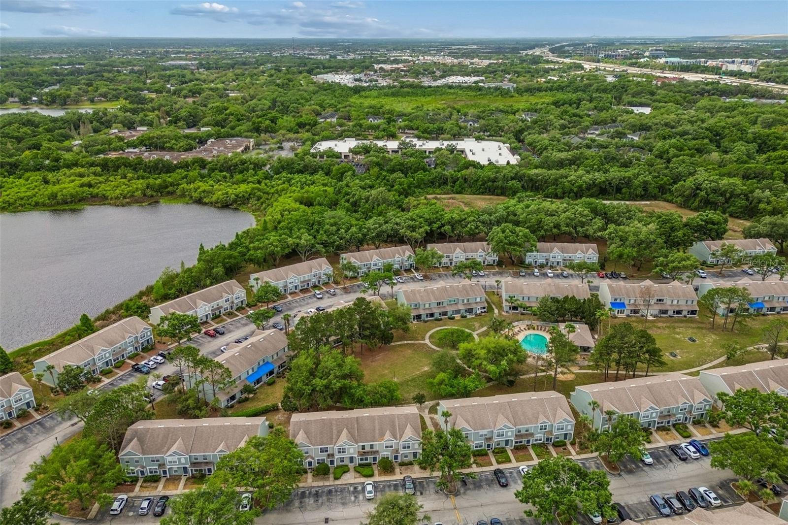 2237 LAKE WOODBERRY CIR, BRANDON, FL, 33510